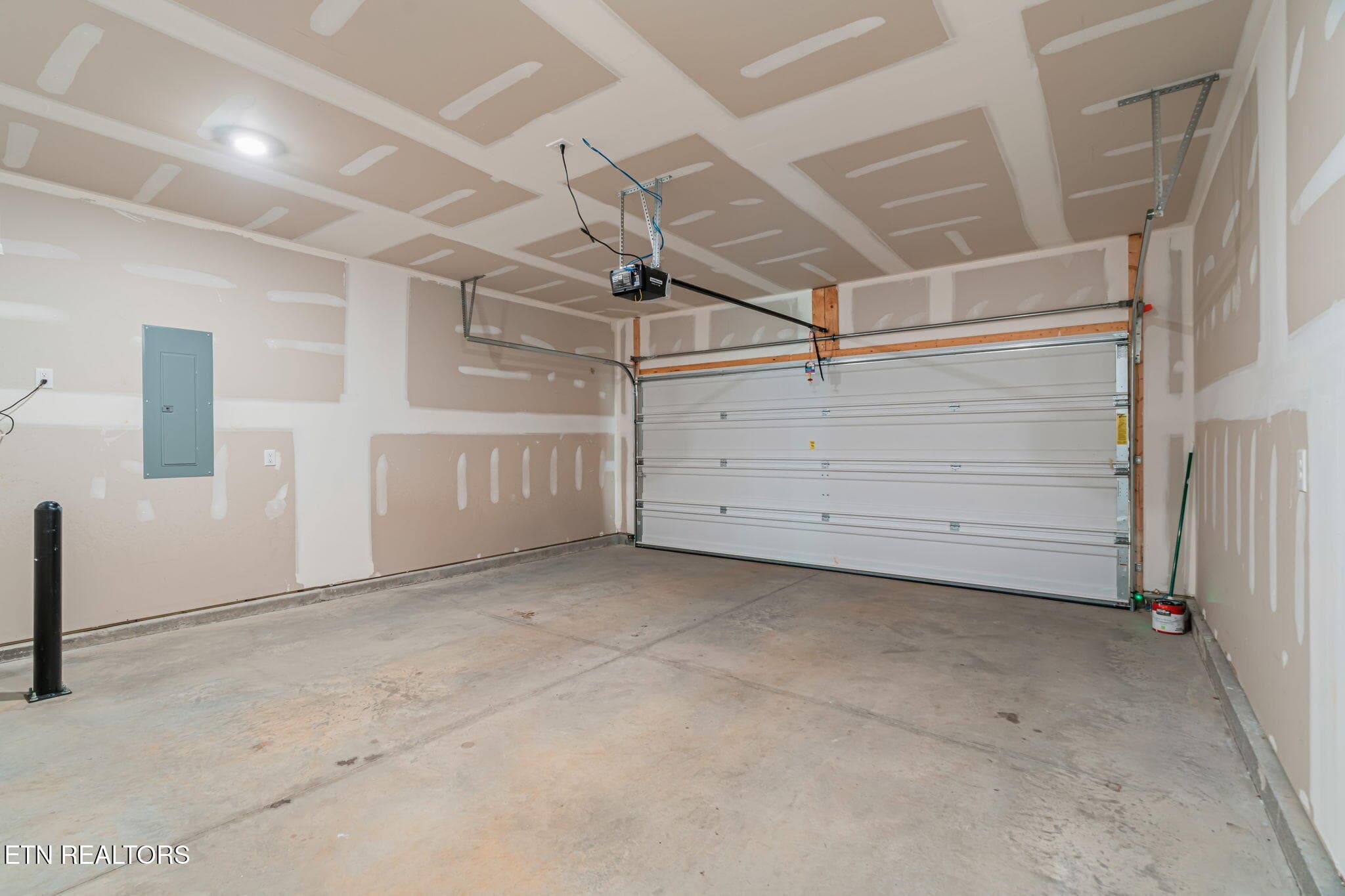 30-web-or-mls-12356 Manhattan Lane-25 - 12356 Manhattan Lane, Knoxville, TN 37932