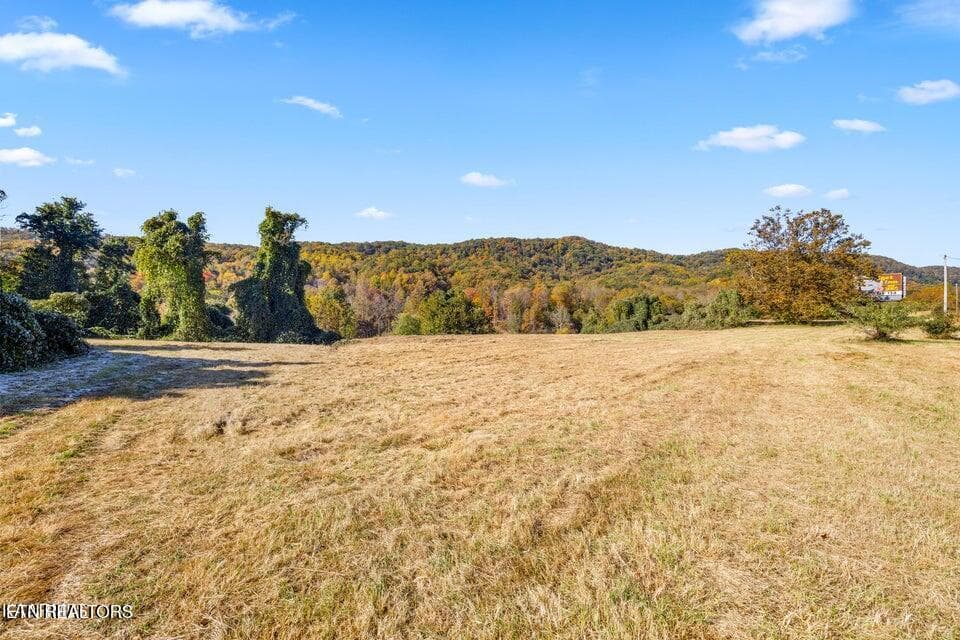 20221025040510767027000000-o - Colonial Lane, Rocky Top, TN 37769, Rocky Top