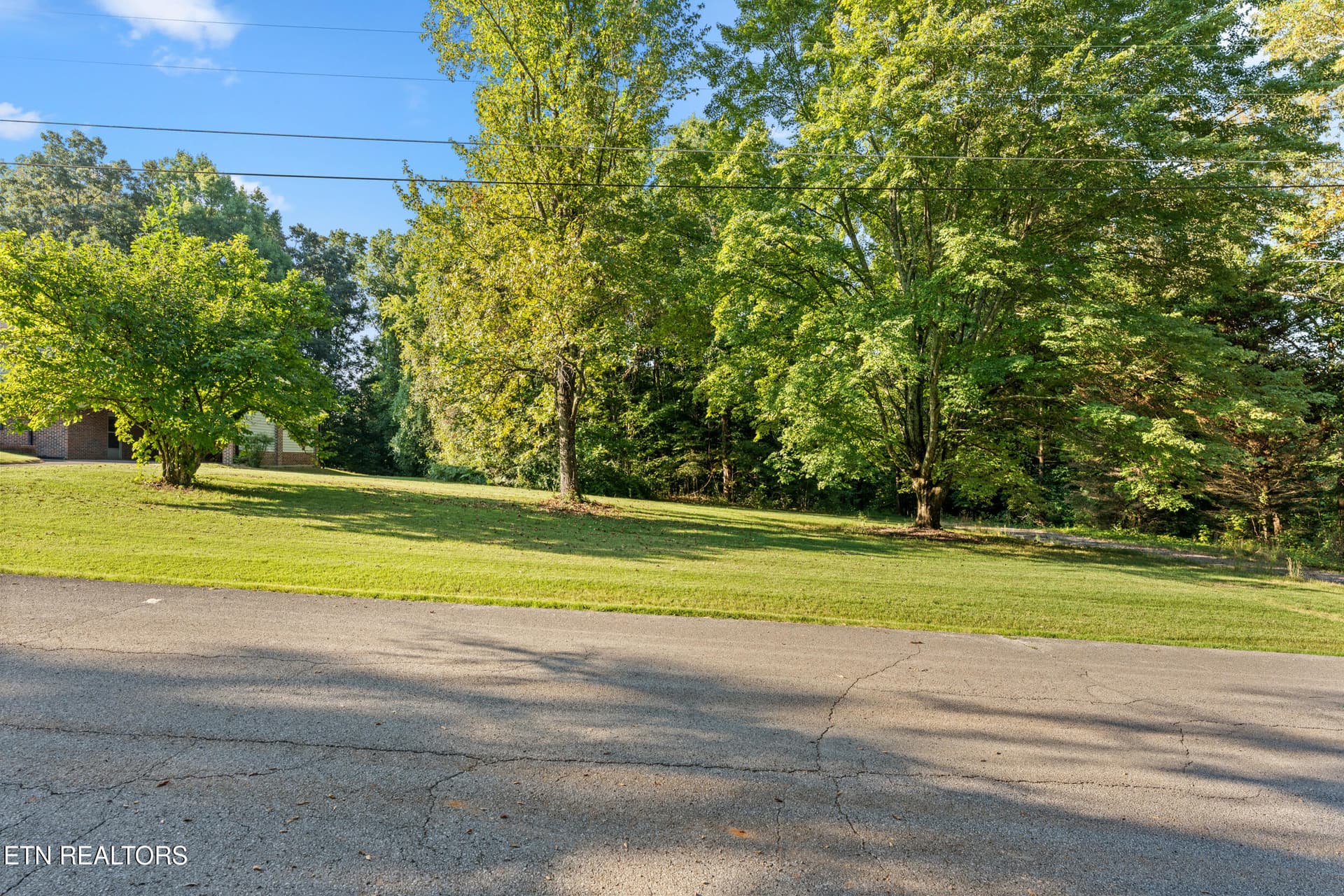 537 Bob White Drive, Loudon, TN 37774