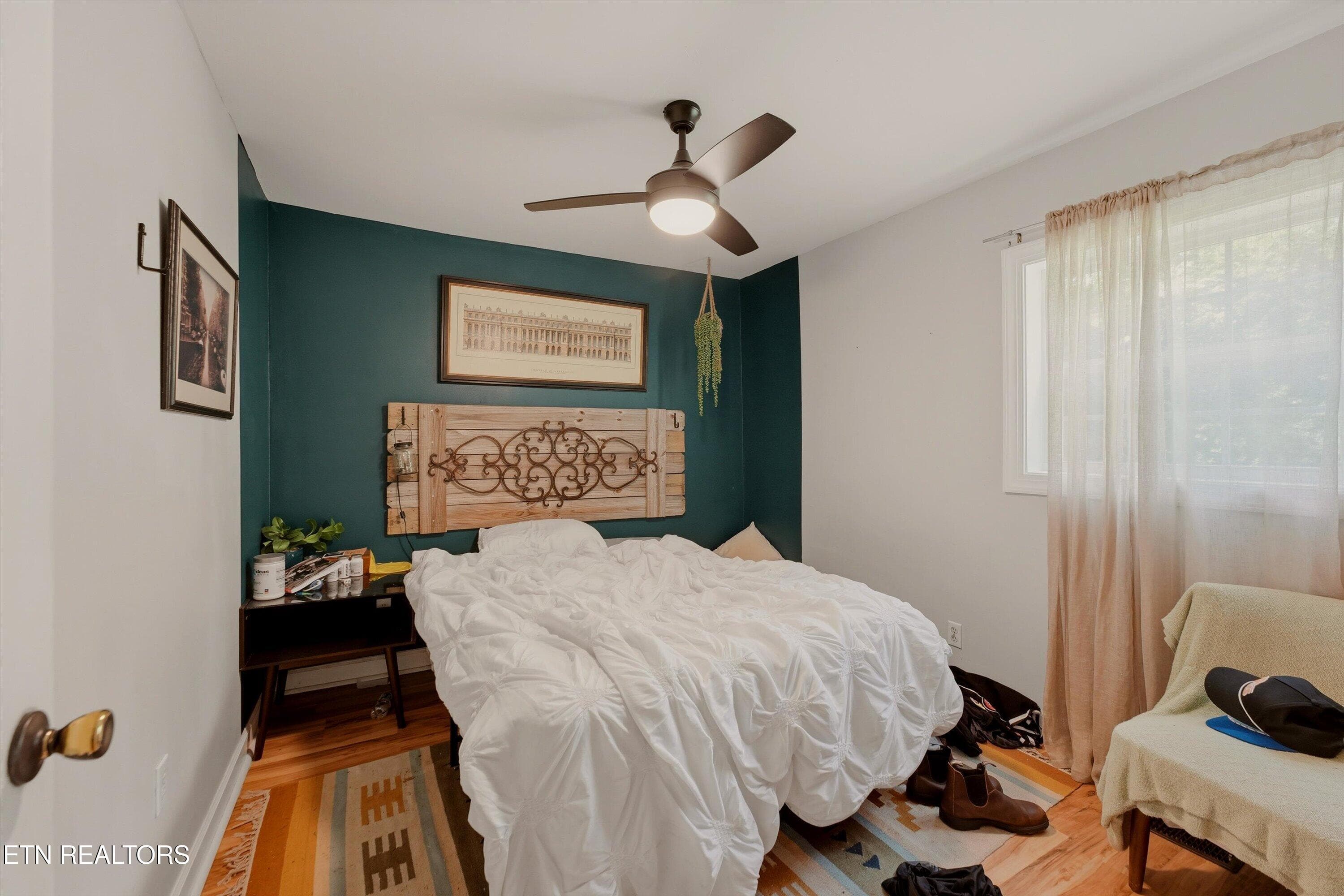Bedroom 2 on main level - 1412 Michaels Lane, Knoxville, TN 37912