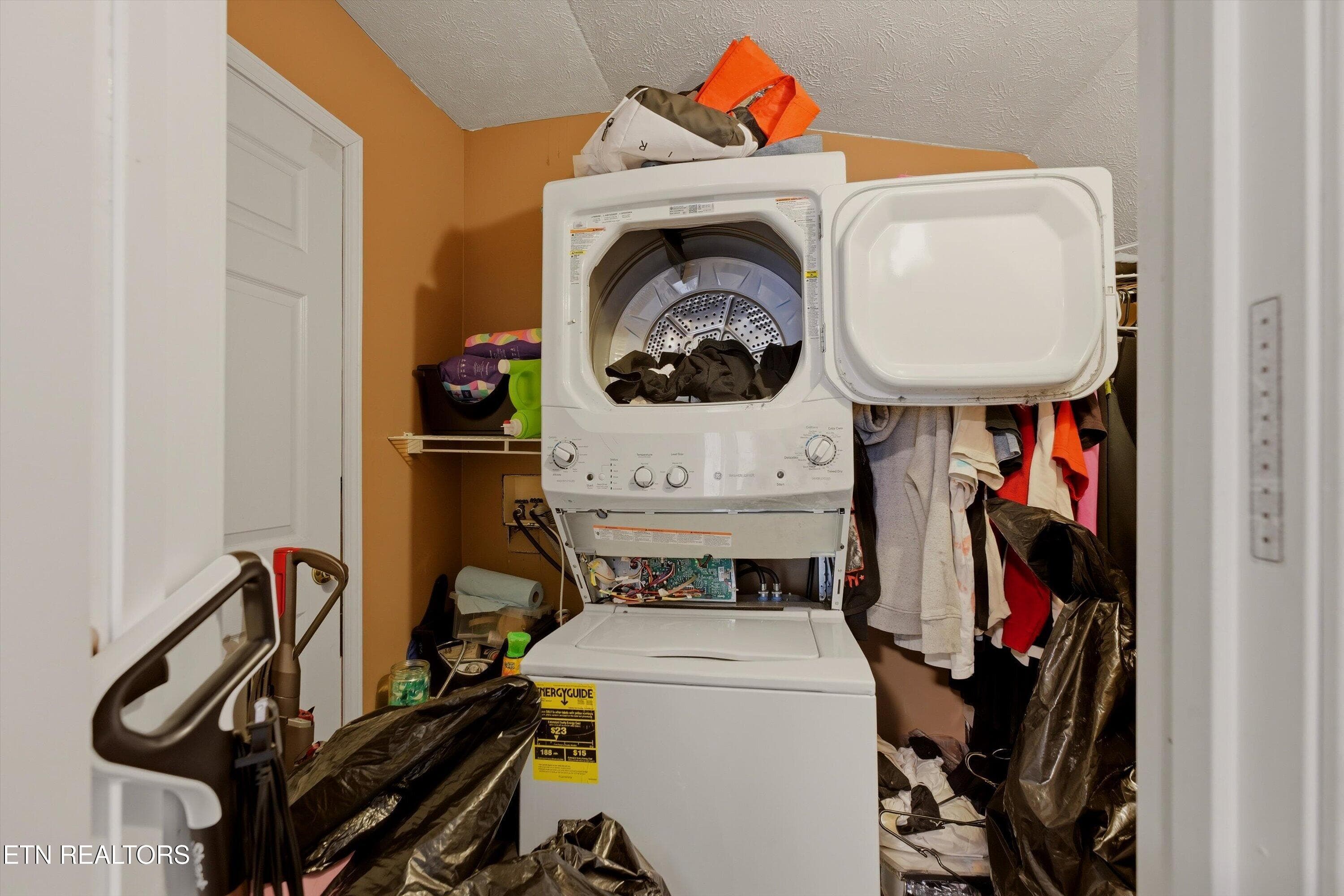 Laundry upstairs - 1412 Michaels Lane, Knoxville, TN 37912