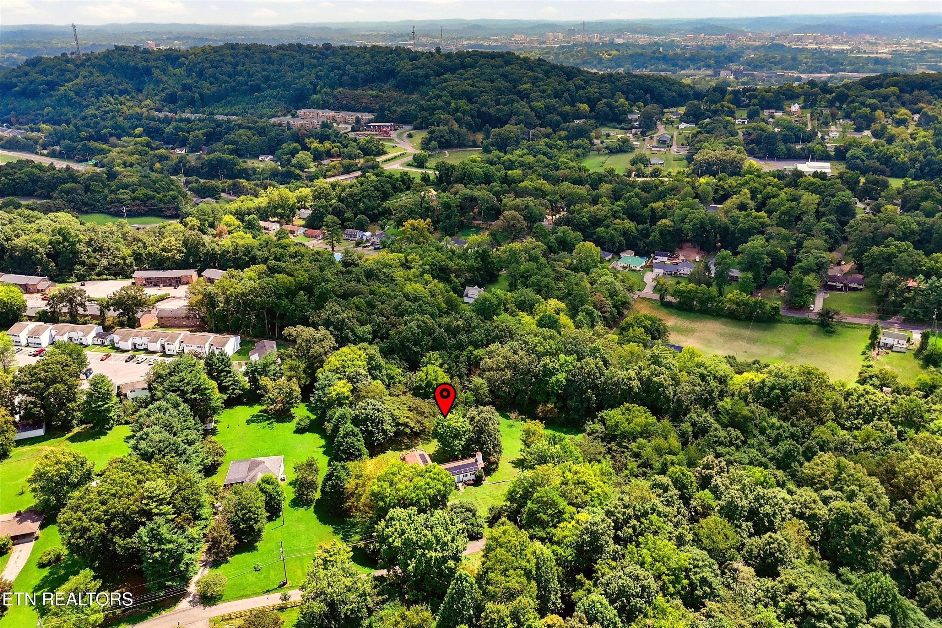 1412 Michaels Ln - 1412 Michaels Lane, Knoxville, TN 37912