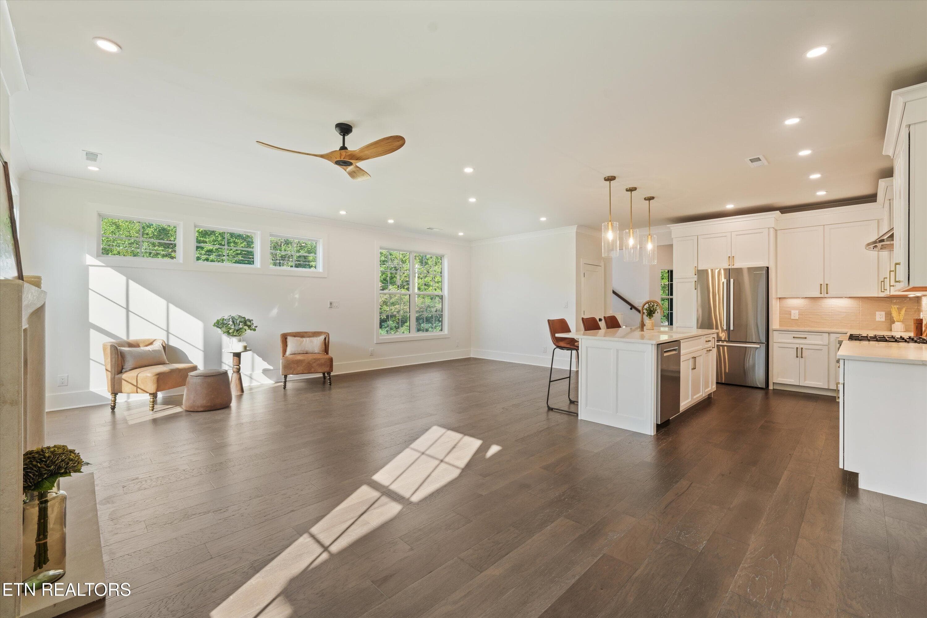Open Living Space - 9928 Alani Hill Way, Knoxville, TN 37922