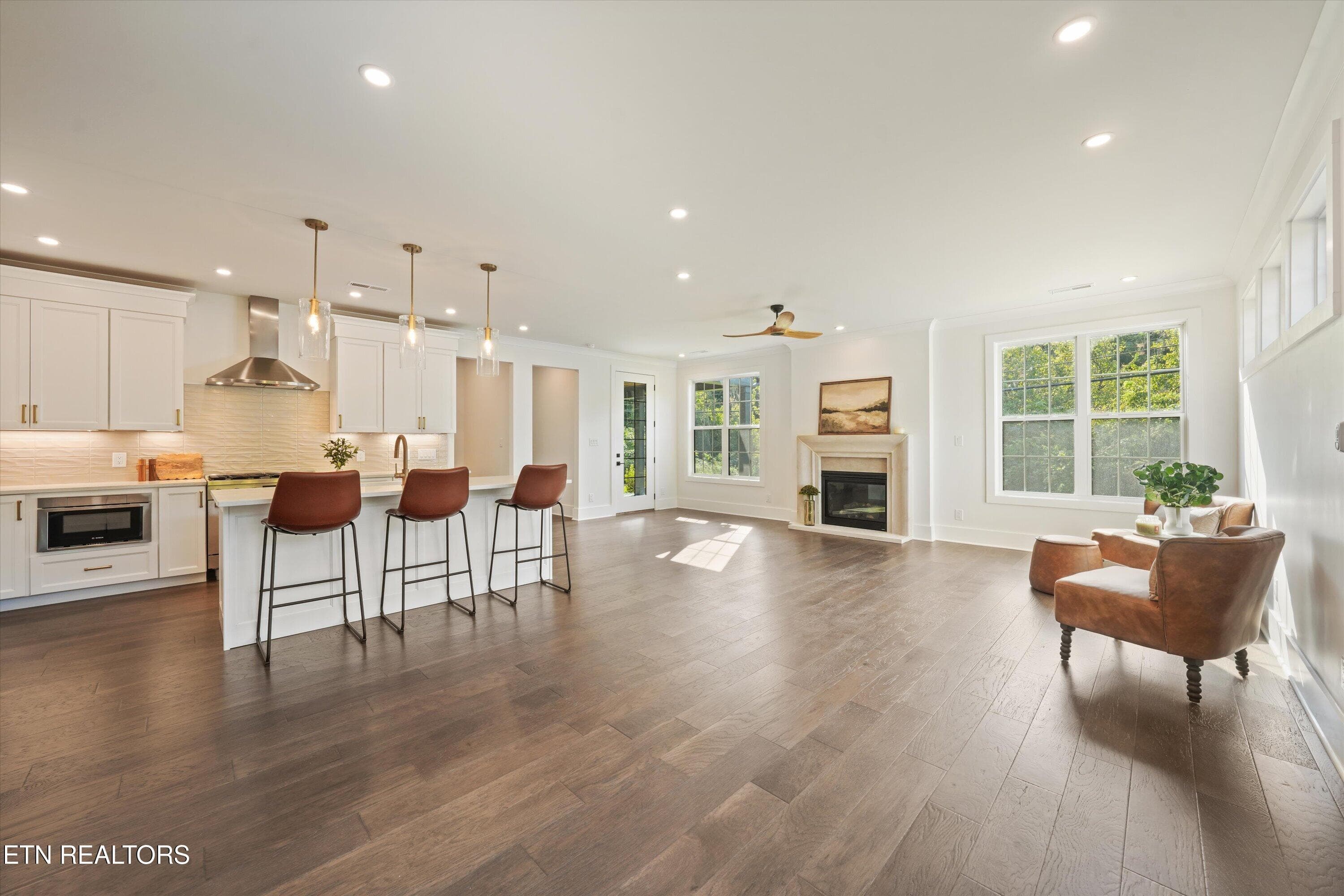 Open Living Space - 9928 Alani Hill Way, Knoxville, TN 37922