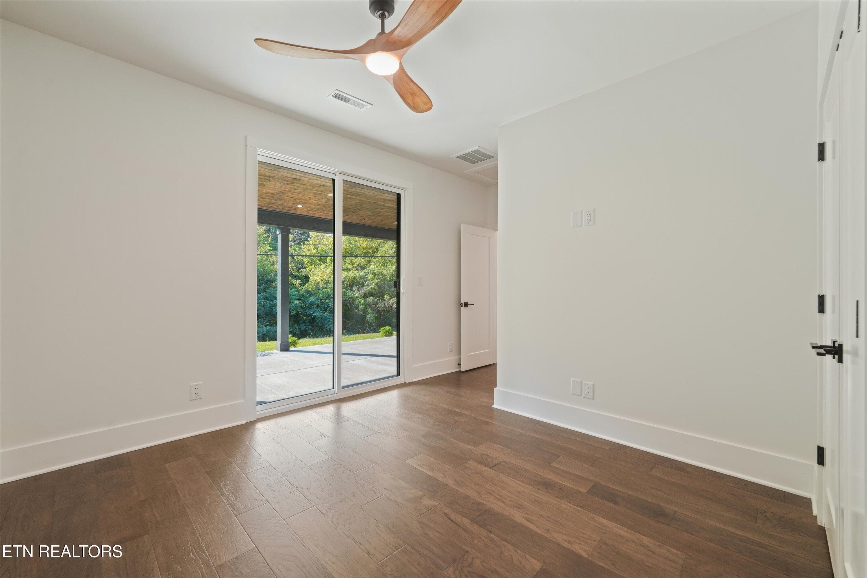 Main Level Bedroom - 9928 Alani Hill Way, Knoxville, TN 37922