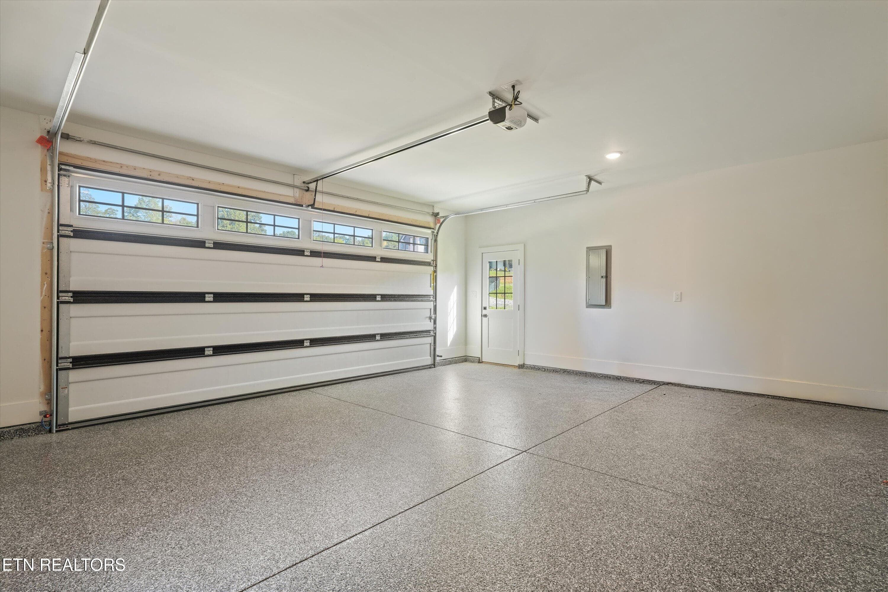 Garage - 9928 Alani Hill Way, Knoxville, TN 37922