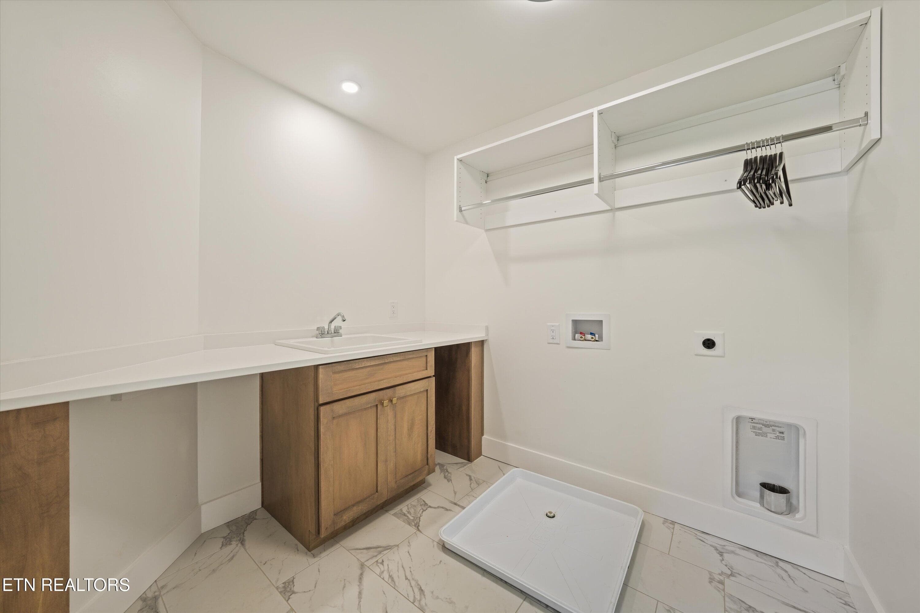 Laundry Room - 9928 Alani Hill Way, Knoxville, TN 37922