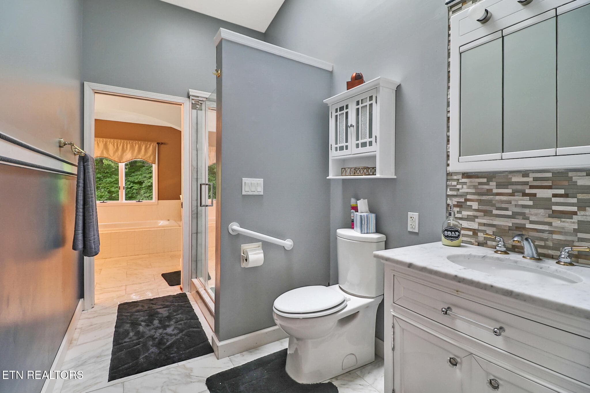 n44a4676-n44a4680 - 120 Chatham Lane, Fairfield Glade, TN 38558