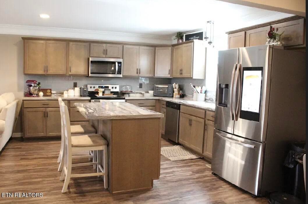 Island in kitchen - 5929 Rain Cloud Rd, Knoxville, TN 37918