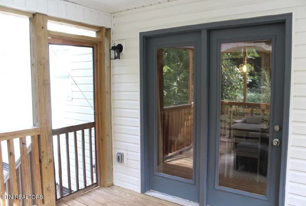 Double doors to outside - 5929 Rain Cloud Rd, Knoxville, TN 37918