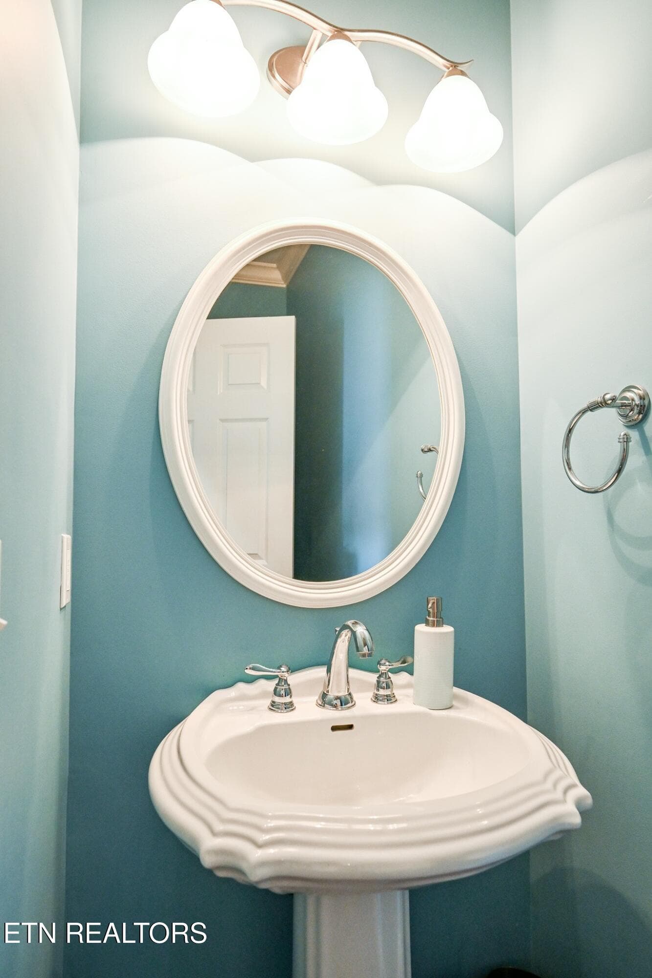 161610228-hr - 115 NE Peppertree Drive, Cleveland, TN 37323