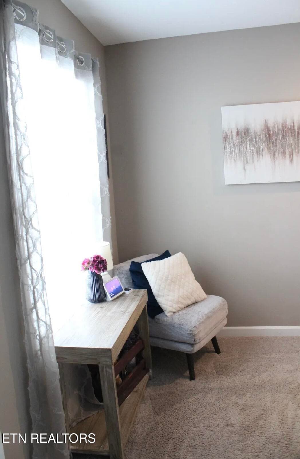 Landing at top of stairs - 5929 Rain Cloud Rd, Knoxville, TN 37918