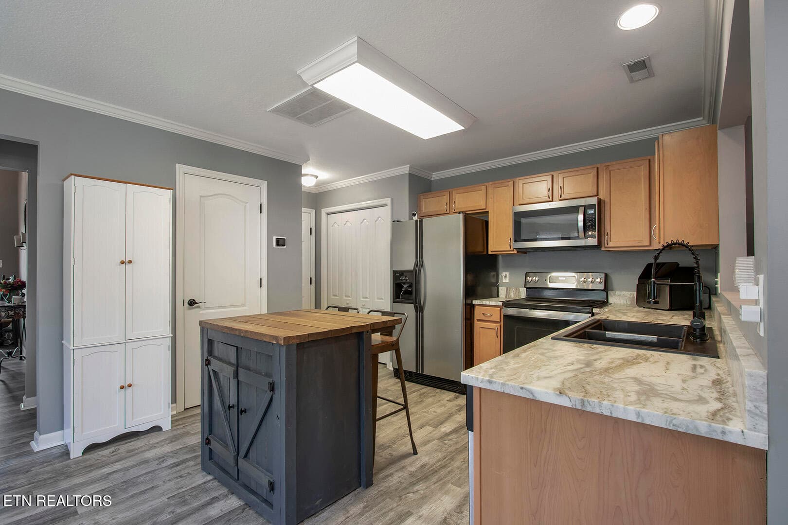 05_ElizaPointeWay_3701_Kitchen02 - 3701 Eliza Pointe Way, Knoxville, TN 37921, Knoxville