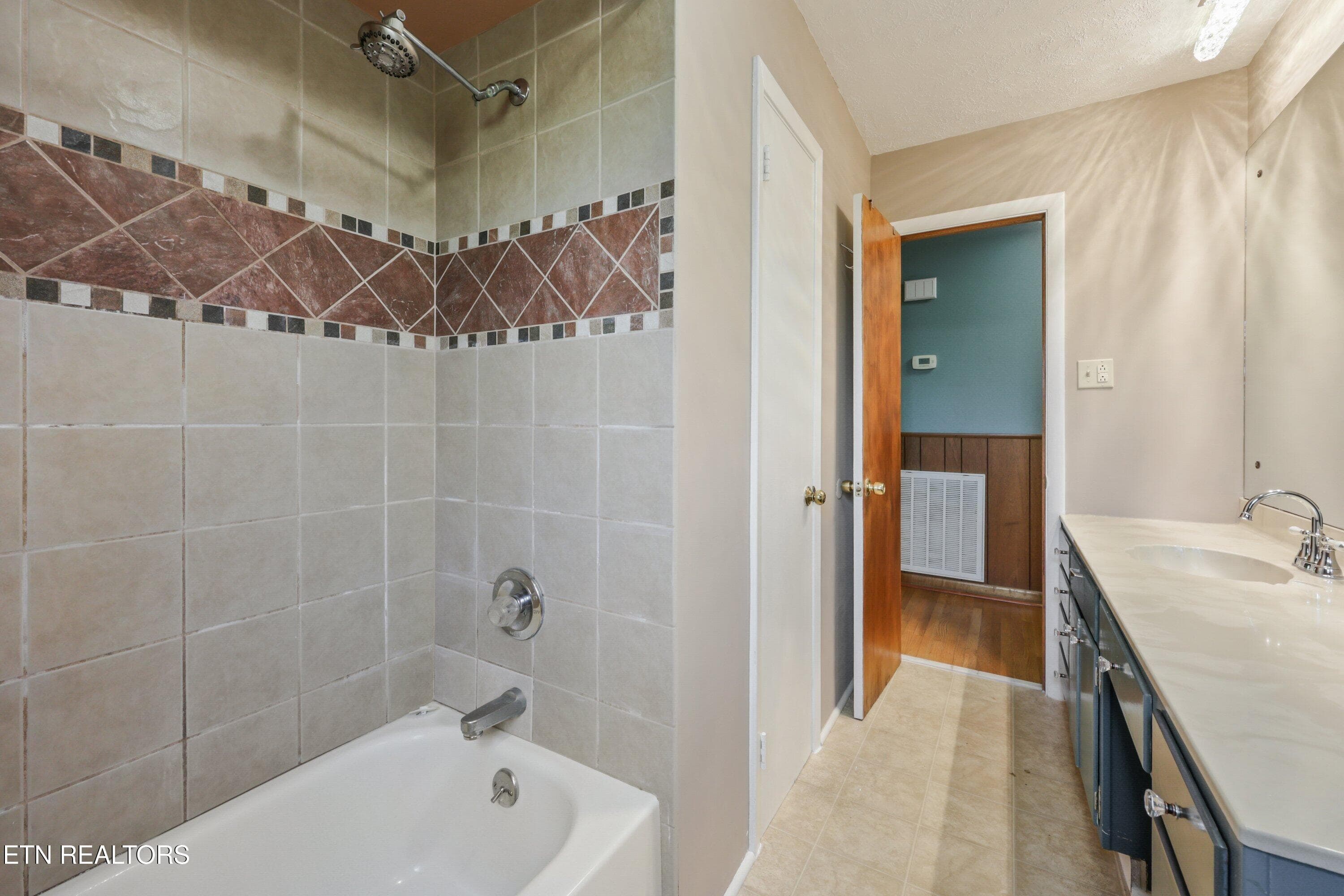 4418 Garden Dr NE 25 - 4418 NE Garden, Knoxville, TN 37918