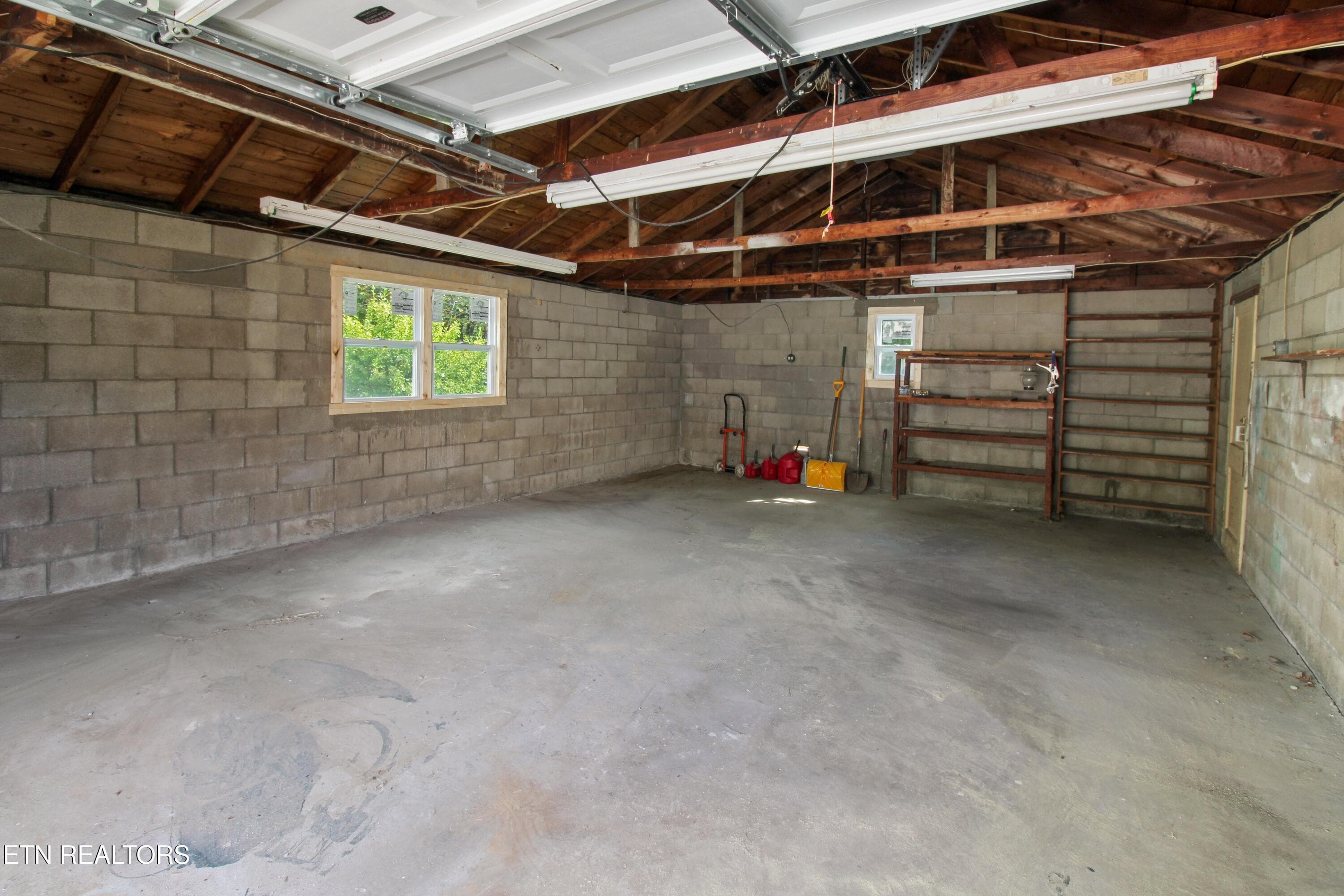 IMG_3837 - 402 Stone Rd, Knoxville, TN 37920