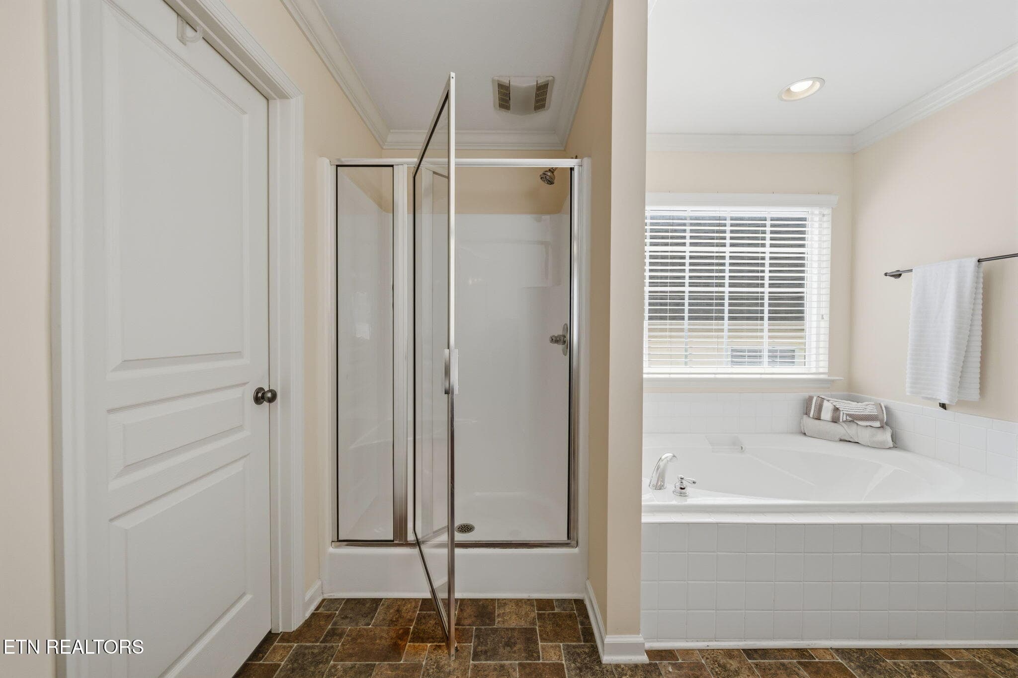 Shower and separate tub Primary - 1721 Bombay Lane, Knoxville, TN 37932