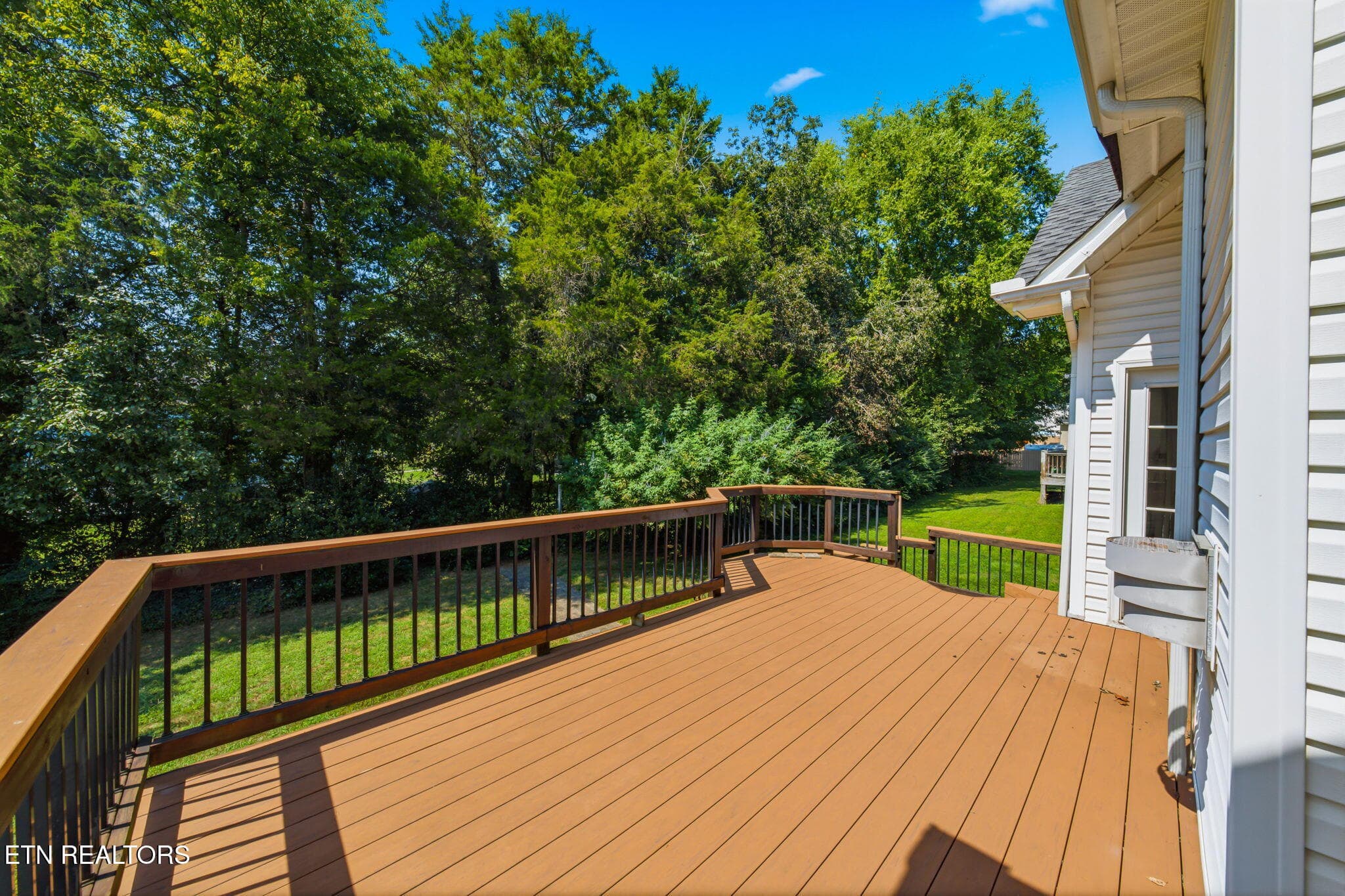 Back deck Bombay - 1721 Bombay Lane, Knoxville, TN 37932