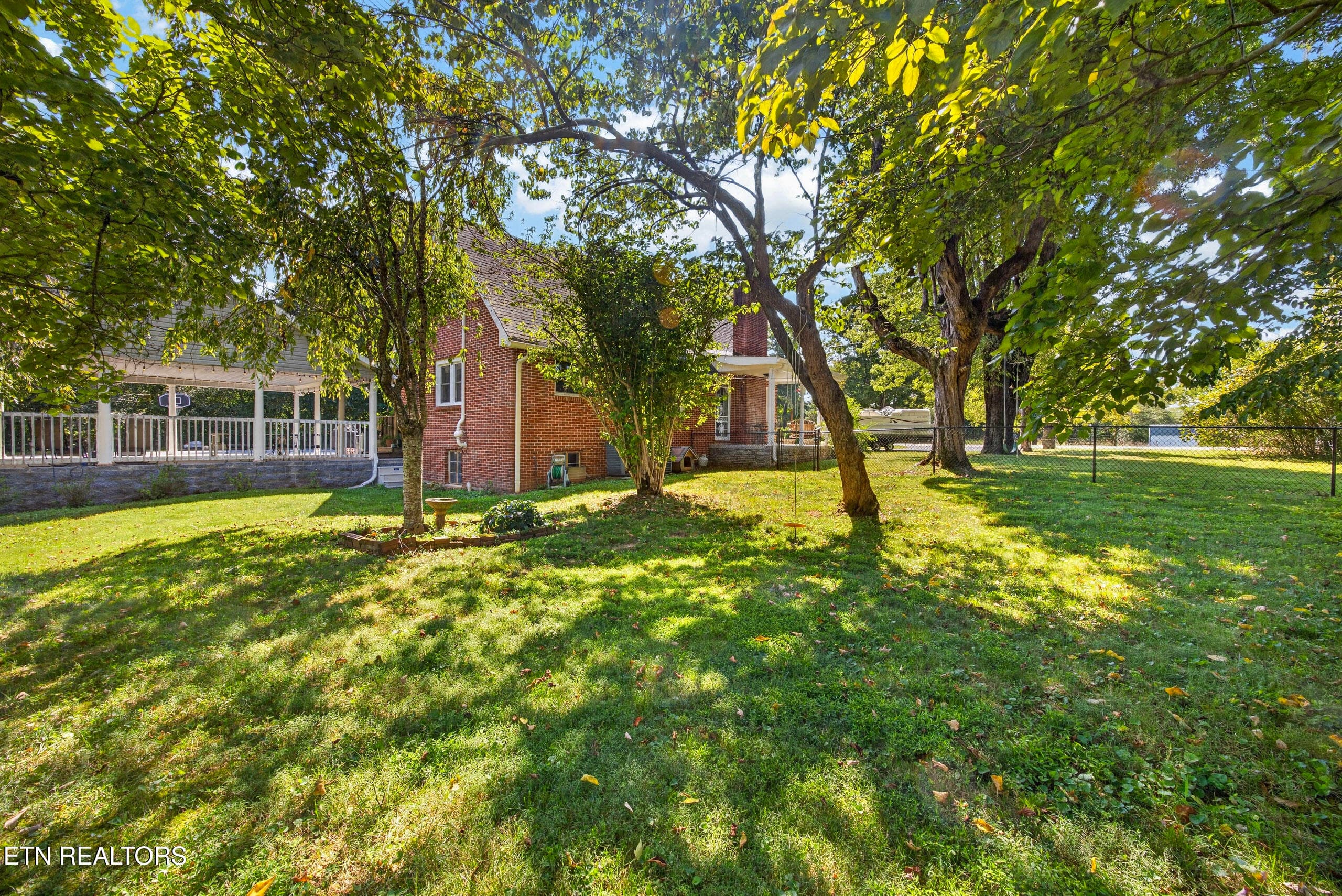 10-8N5A3869 - 2472 Hilham Hwy, Hilham, TN 38568