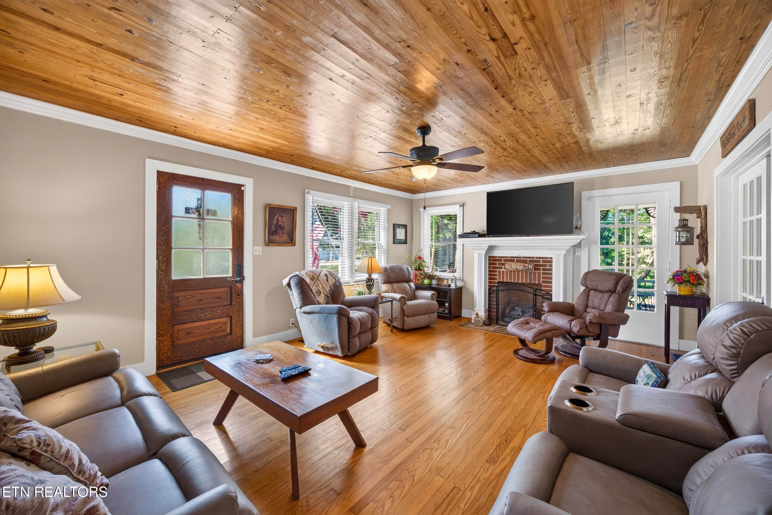 29-8N5A3665 - 2472 Hilham Hwy, Hilham, TN 38568