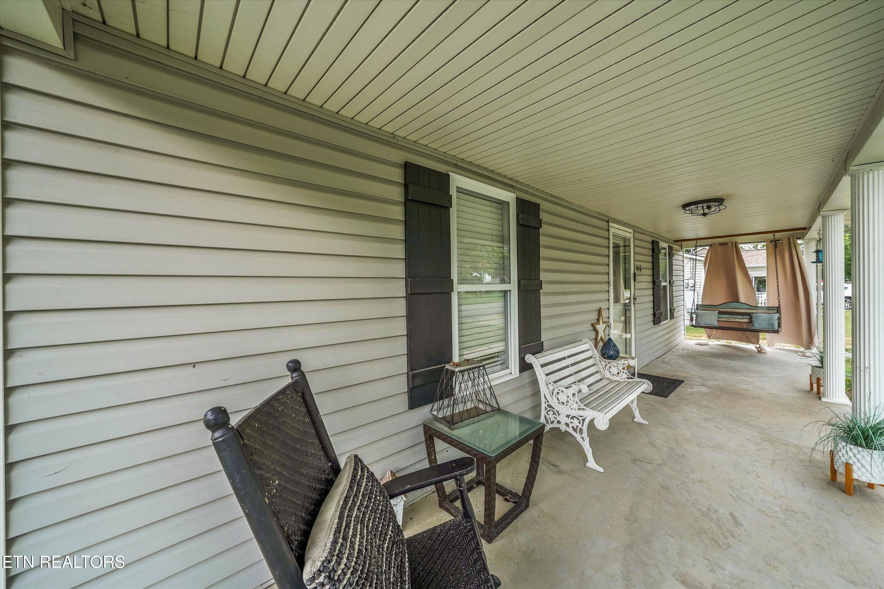 Front Covered Porch - 616 Mitchell Drive, Knoxville, TN 37912