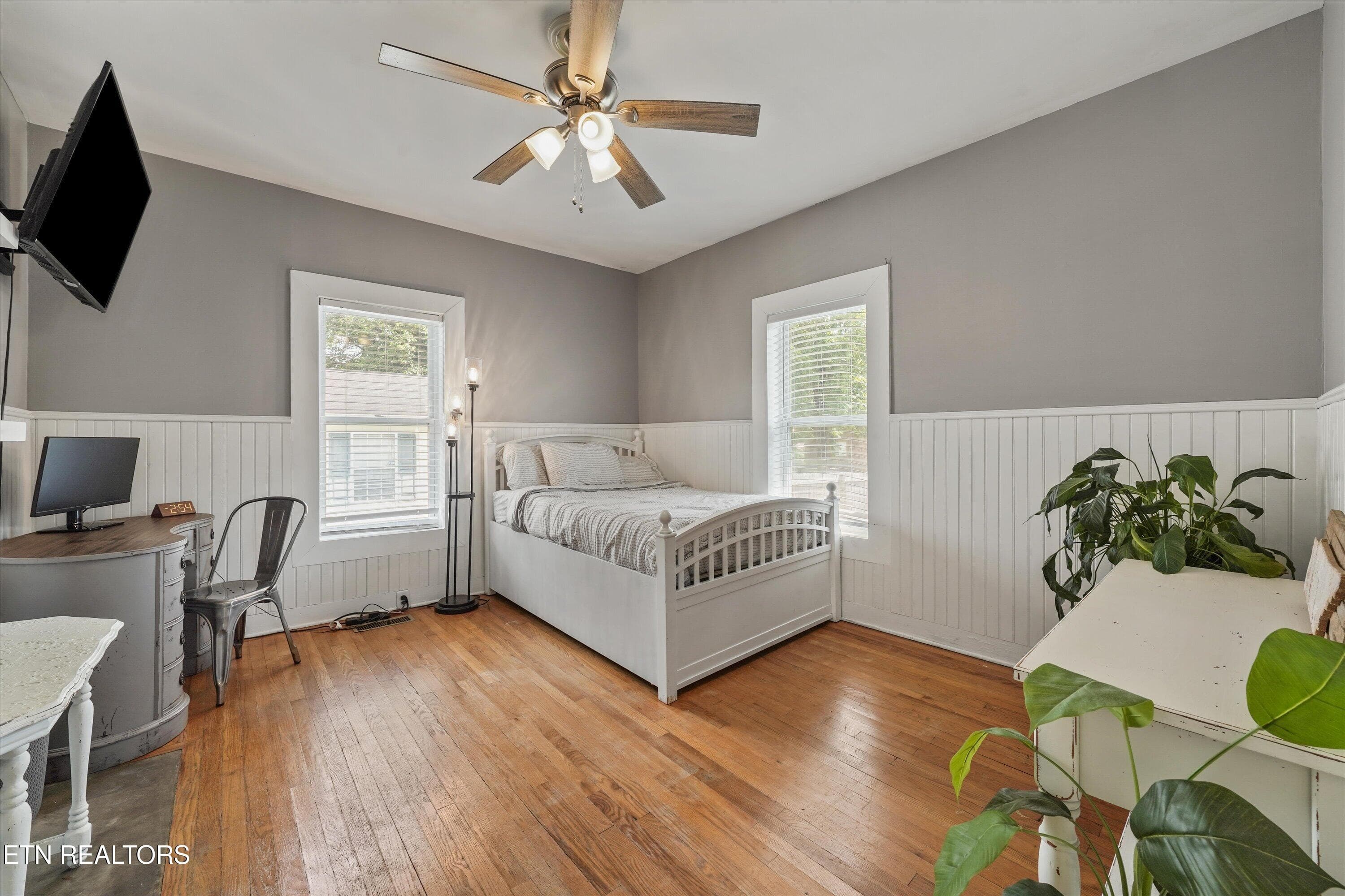 Secondary Bedroom - 616 Mitchell Drive, Knoxville, TN 37912