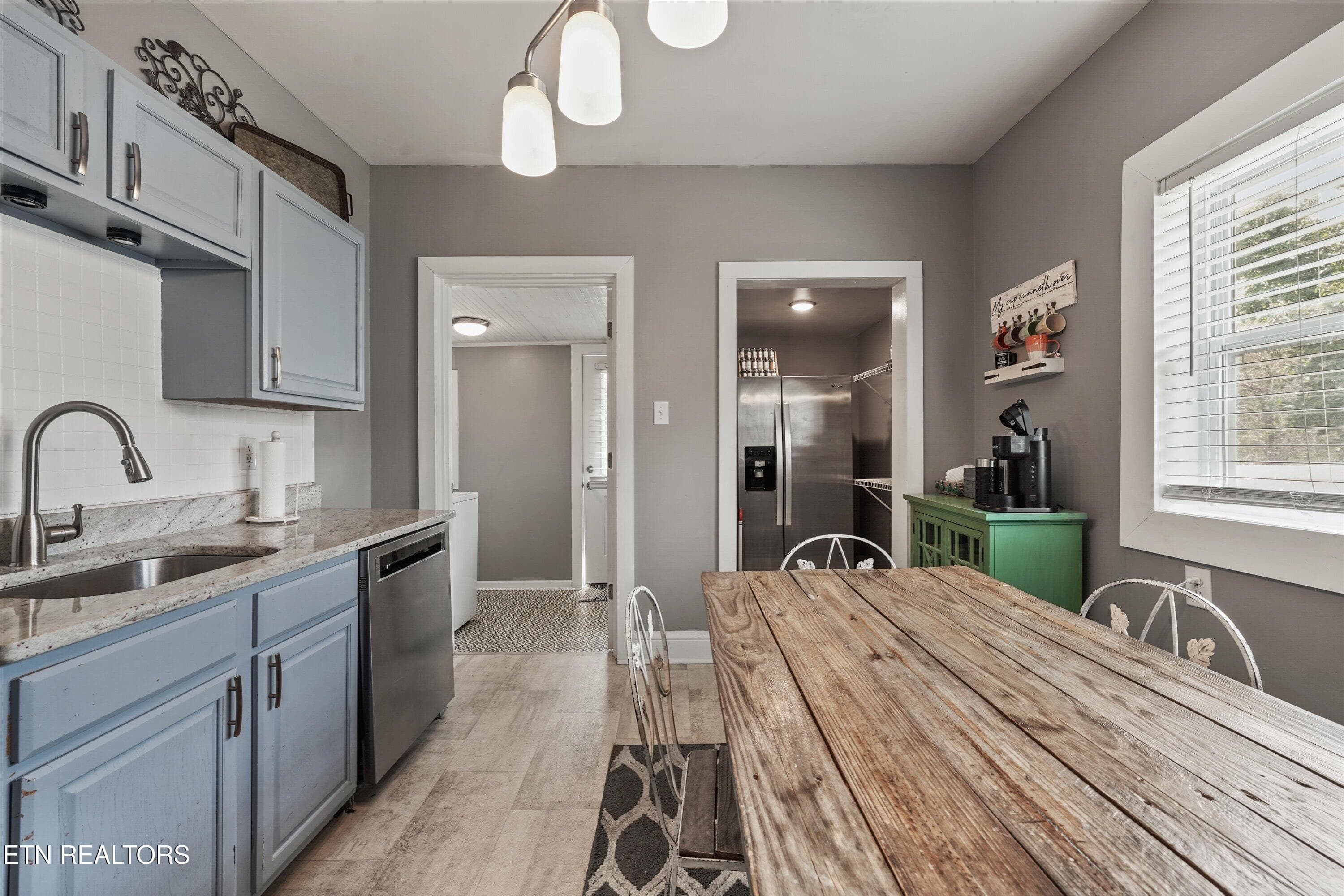 Spacious Kitchen - 616 Mitchell Drive, Knoxville, TN 37912