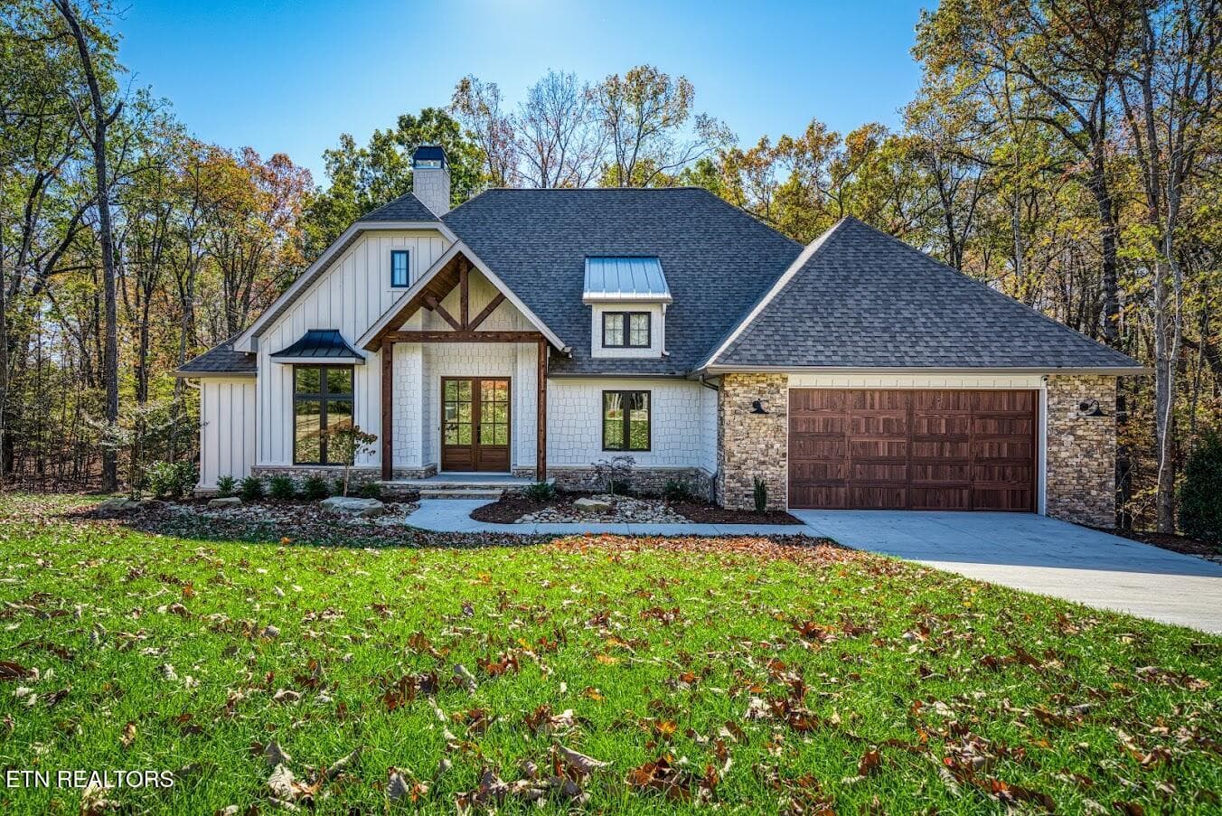 103 Chestnut Ridge Lane, Crossville, TN 38558