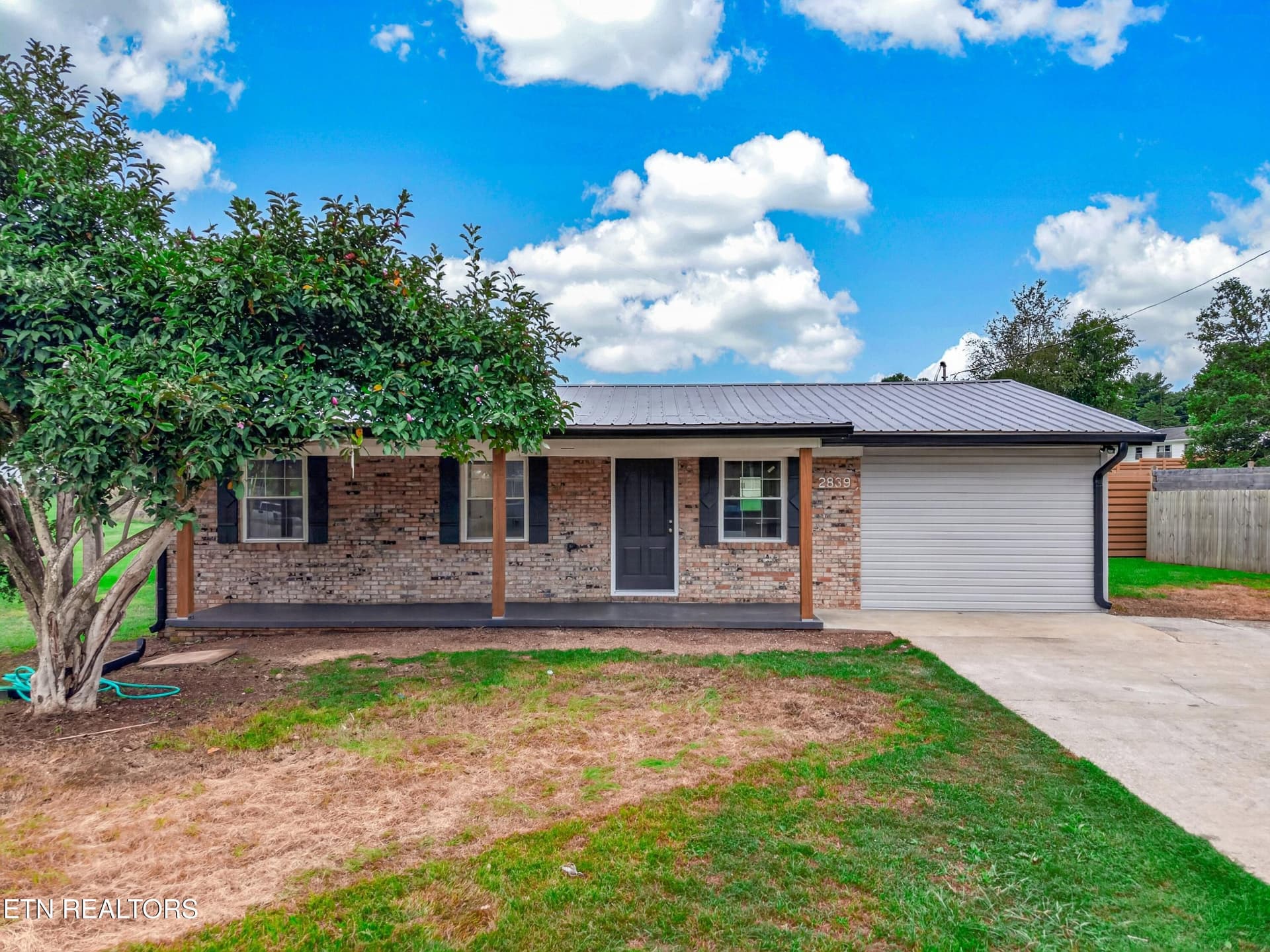 2839 Black Oak Rd, Jefferson City, TN 37760