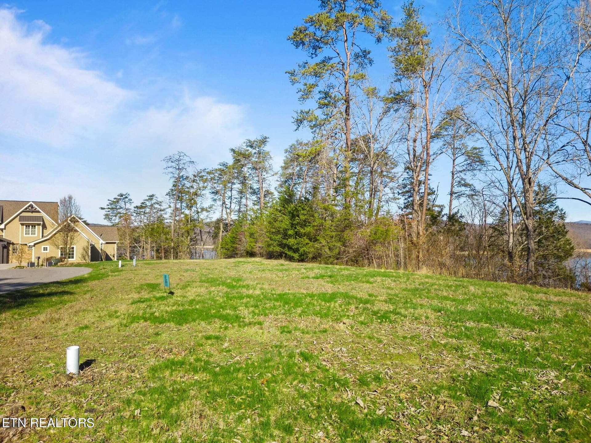 Dove ct - 2 - Dove Court, Sharps Chapel, TN 37866