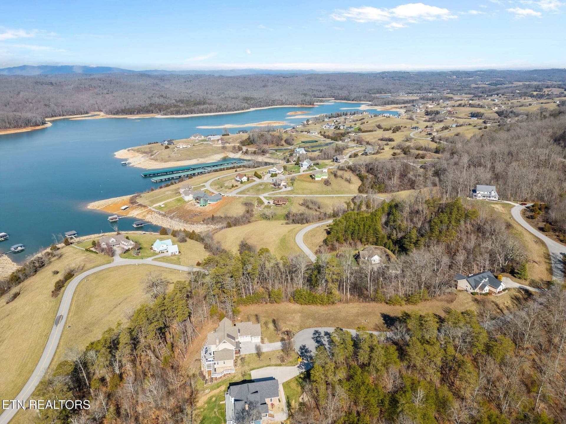 Dove ct - 22 - Dove Court, Sharps Chapel, TN 37866