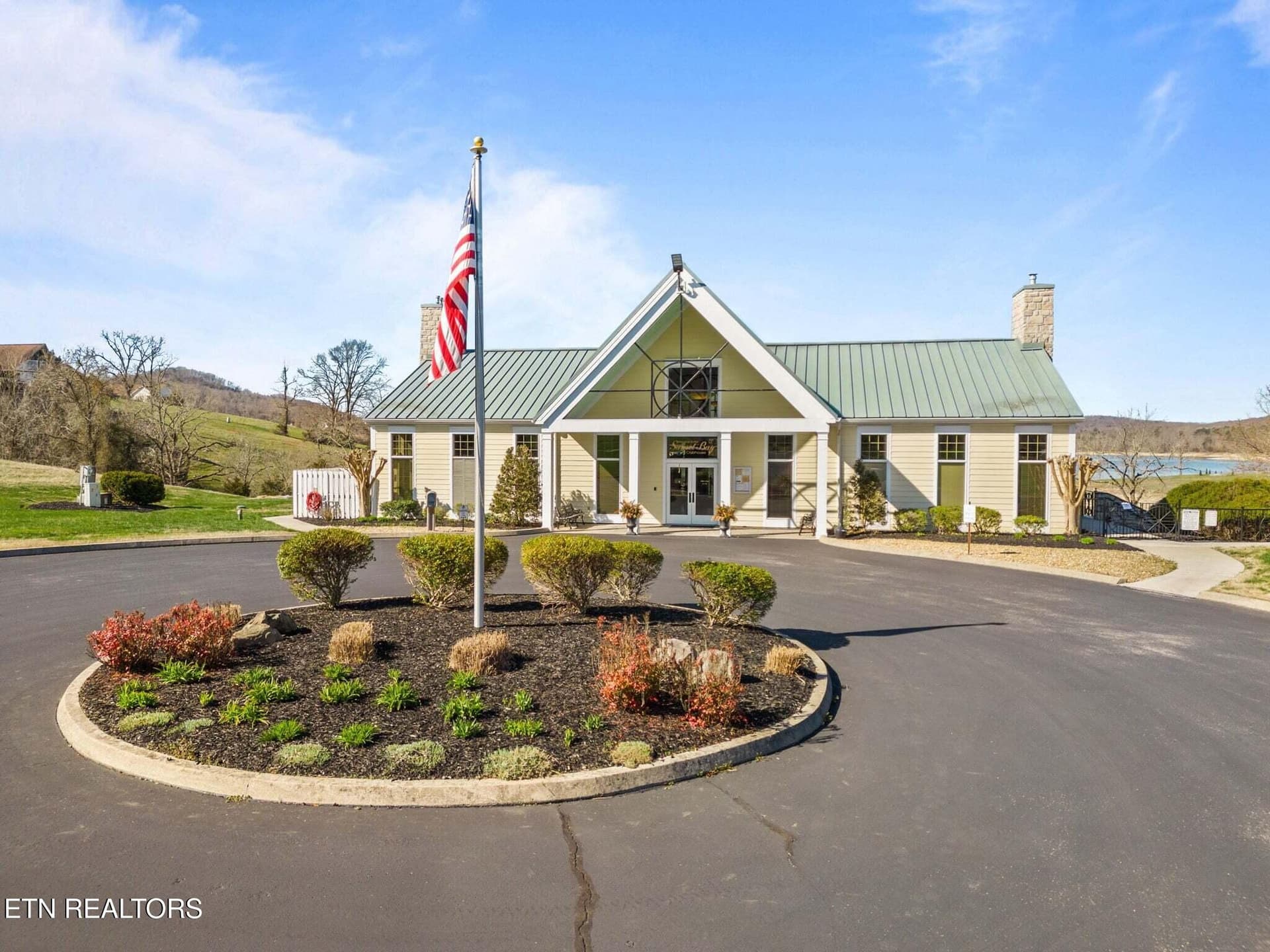 Dove ct - 28 - Dove Court, Sharps Chapel, TN 37866
