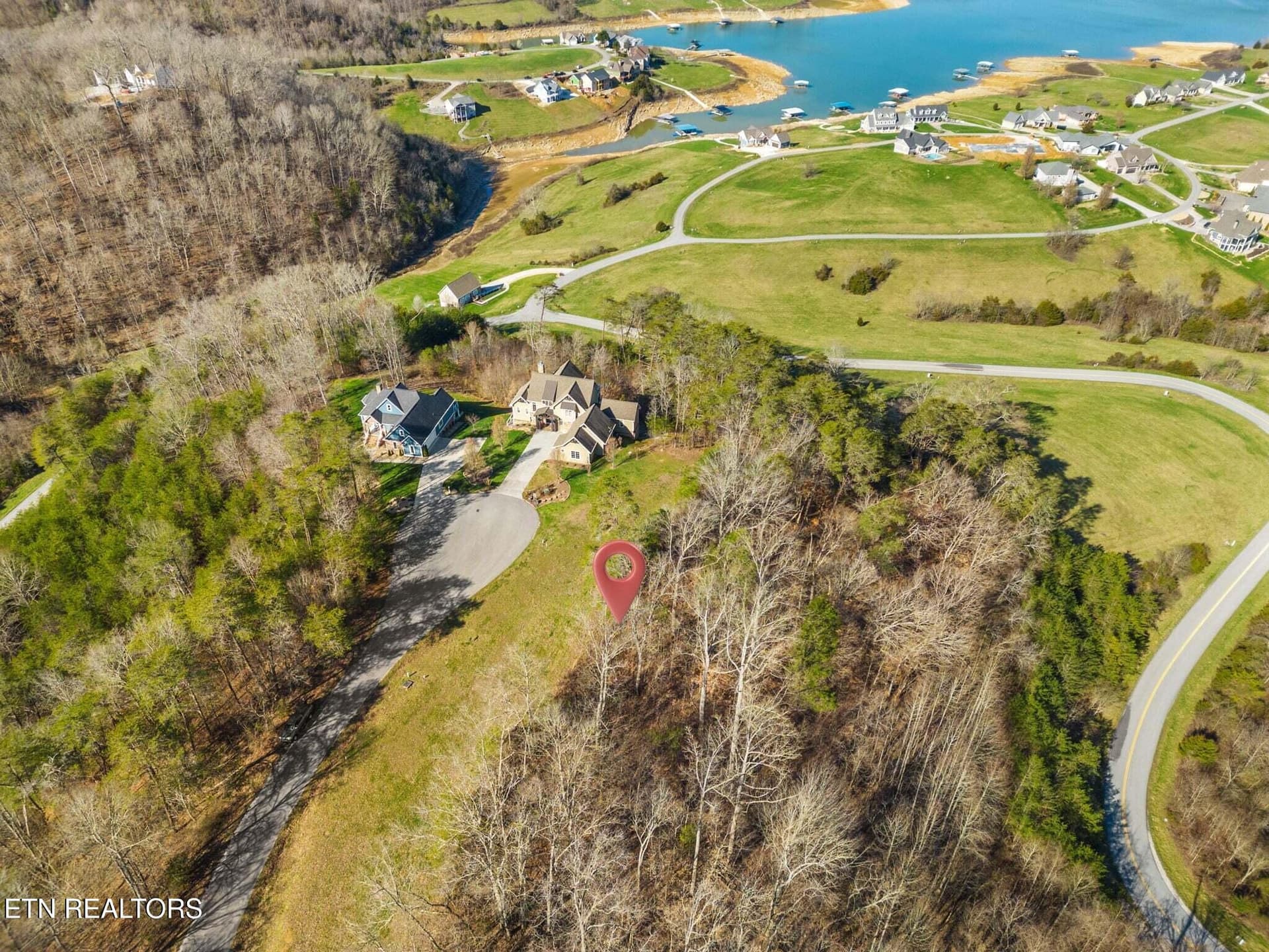 Dove ct - 10.1 - Dove Court, Sharps Chapel, TN 37866
