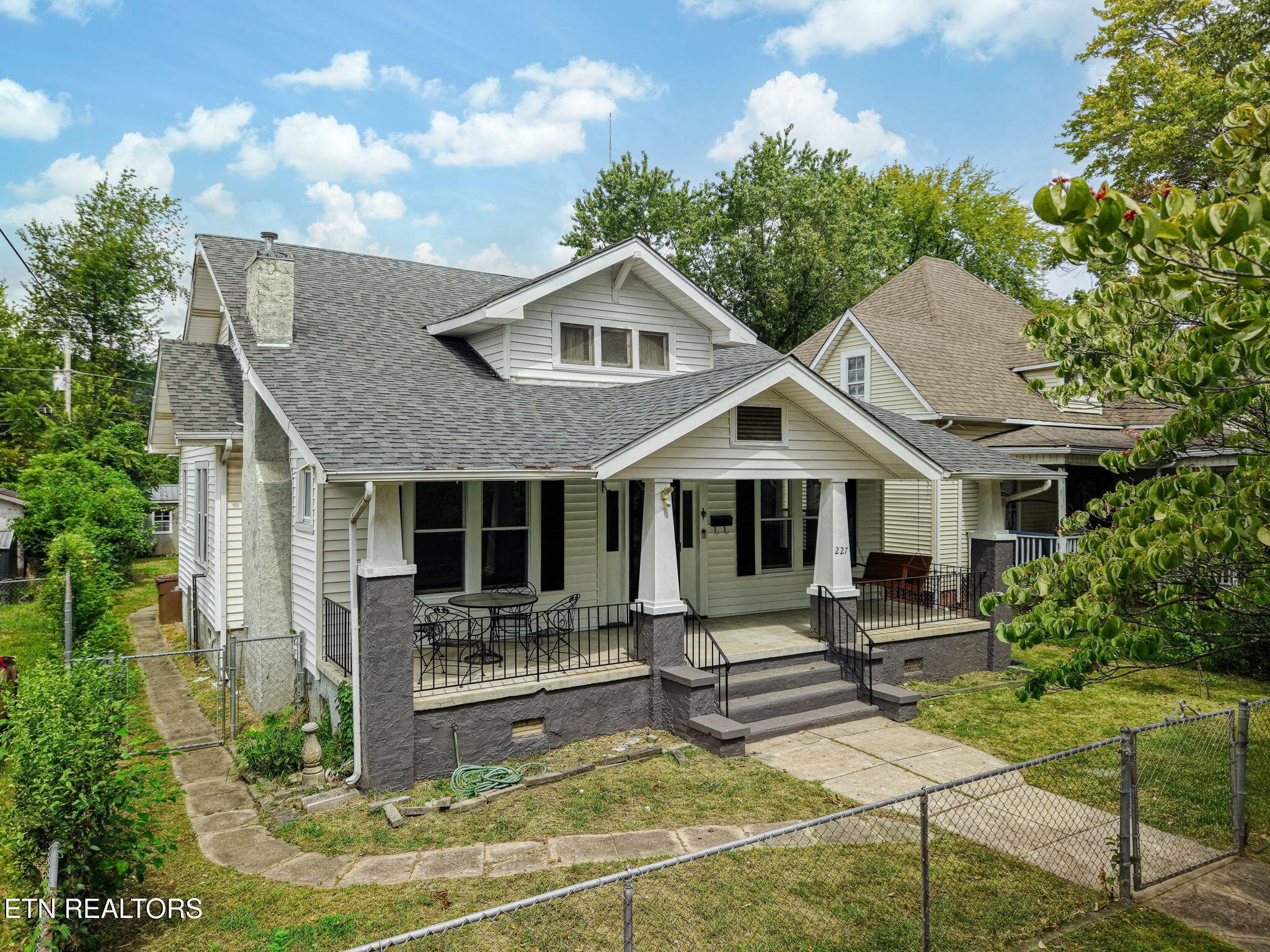 1-web-or-mls-001--FULL - 227 E Burwell Ave, Knoxville, TN 37917, Knoxville