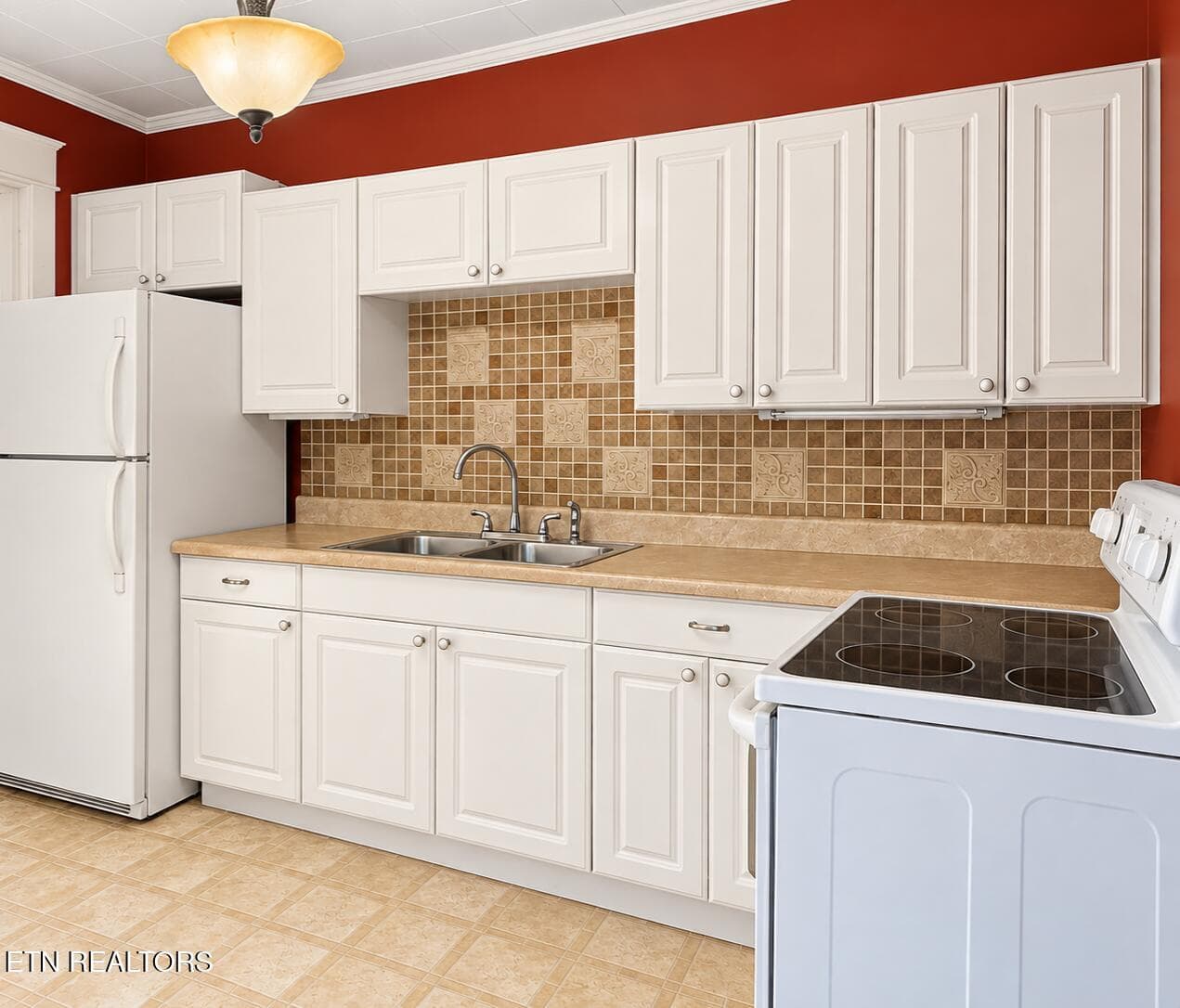 29725 - 5205 Jacksboro Pike, Knoxville, TN 37918