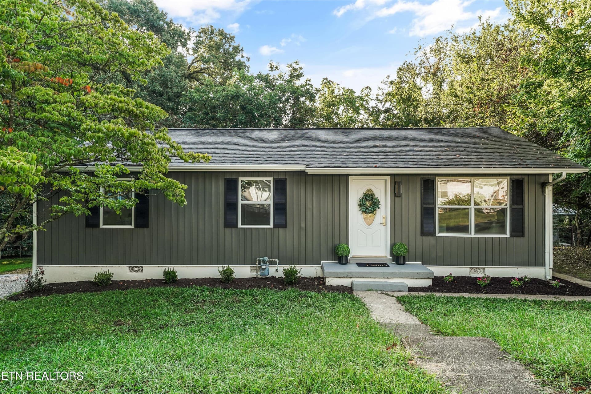 116 E Arrowwood Rd, Oak Ridge, TN 37830