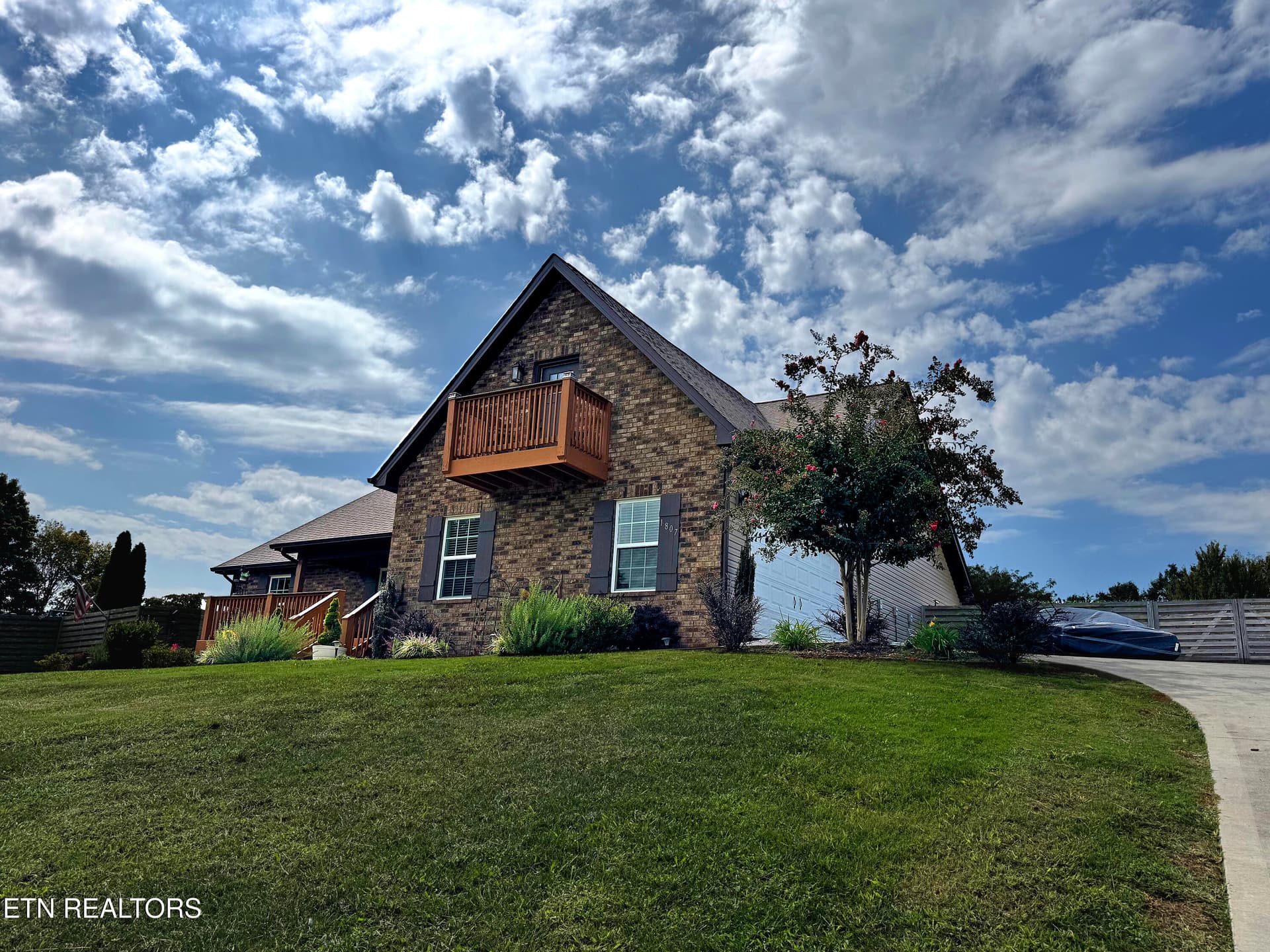 1807 Grey Ridge Rd, Maryville, TN 37801