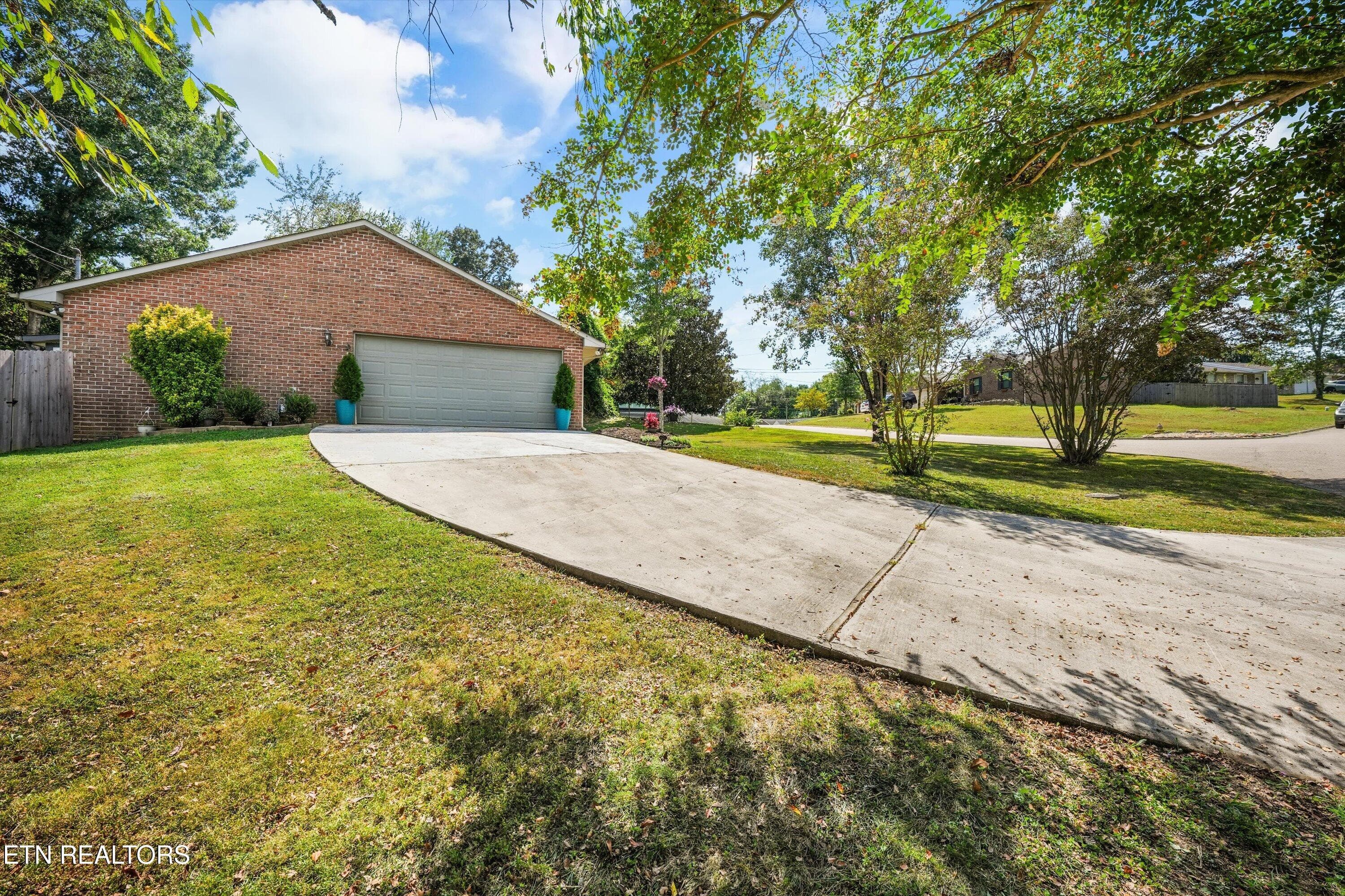 4525 Nathan Dr - 4525 Nathan Drive, Knoxville, TN 37938, Knoxville