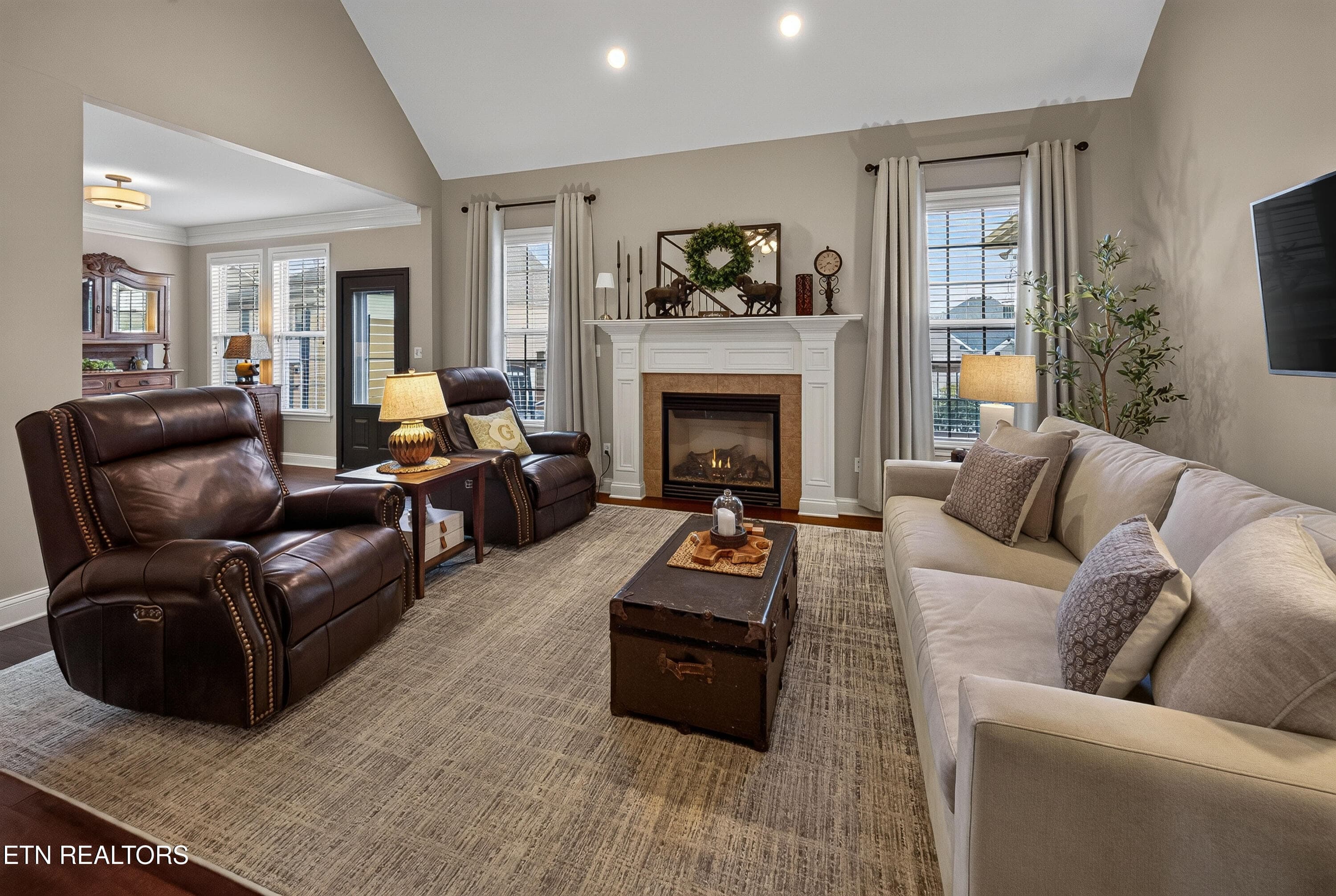 10 Living Room with Gas Fireplace - 2626 Nicholas View Lane, Knoxville, TN 37931