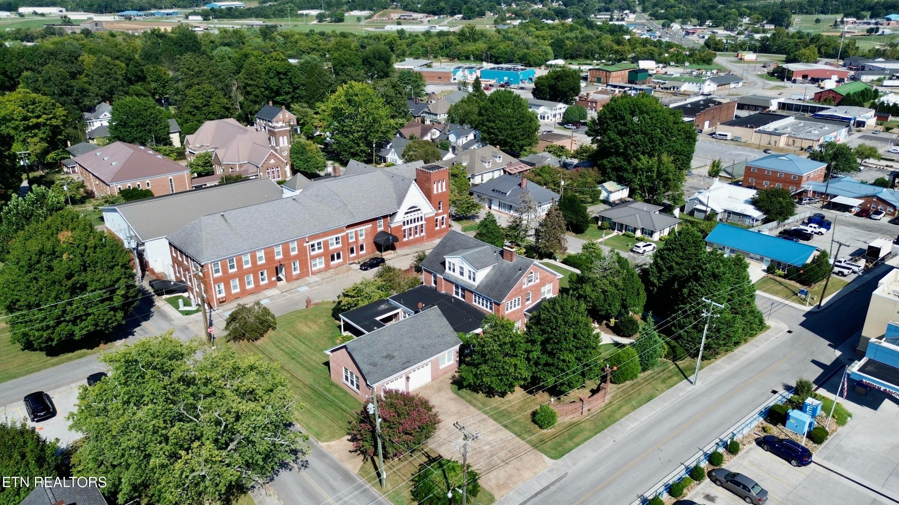 1-40 - 403 Church St, Sweetwater, TN 37874