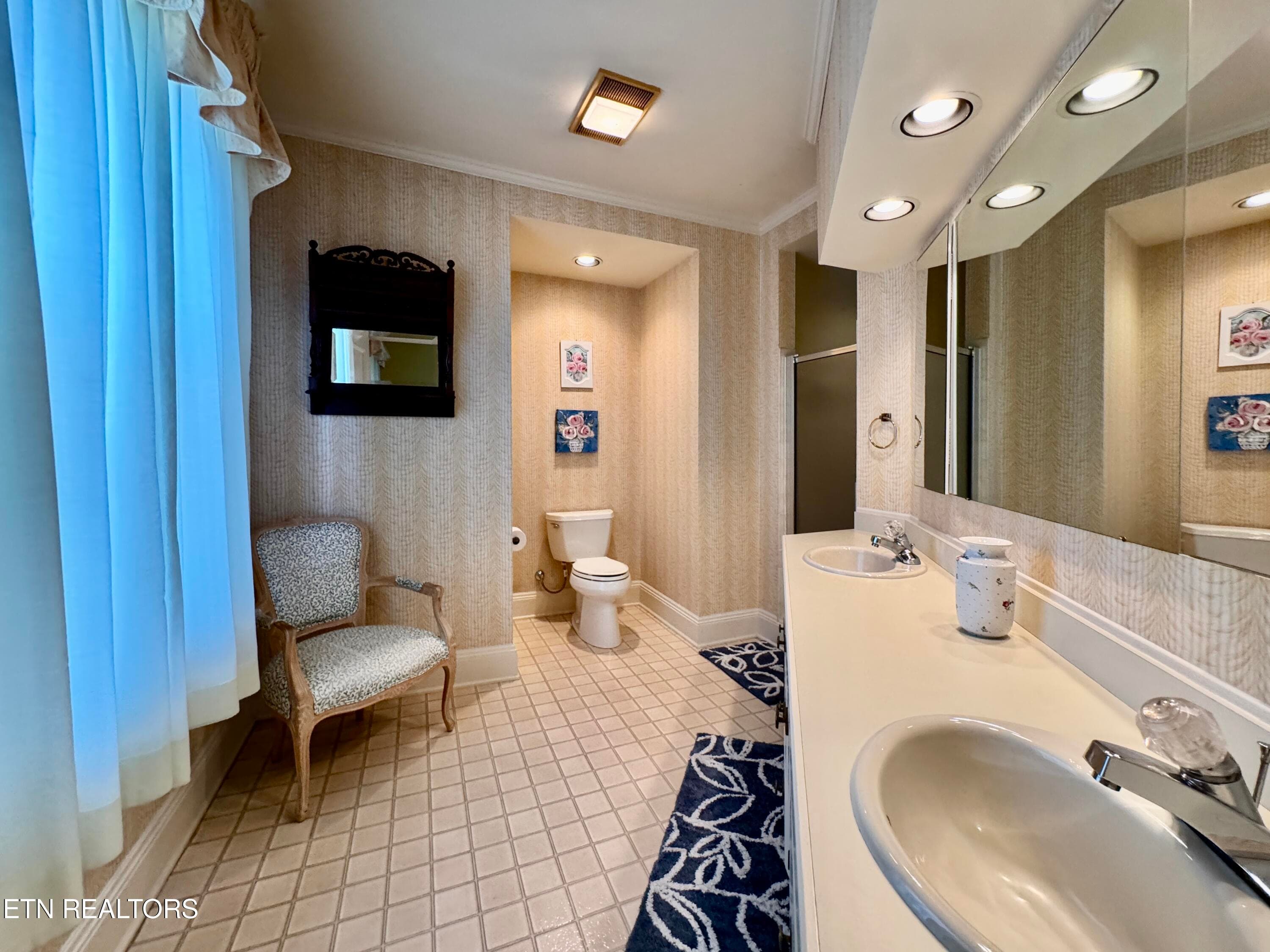 1-124 - 403 Church St, Sweetwater, TN 37874