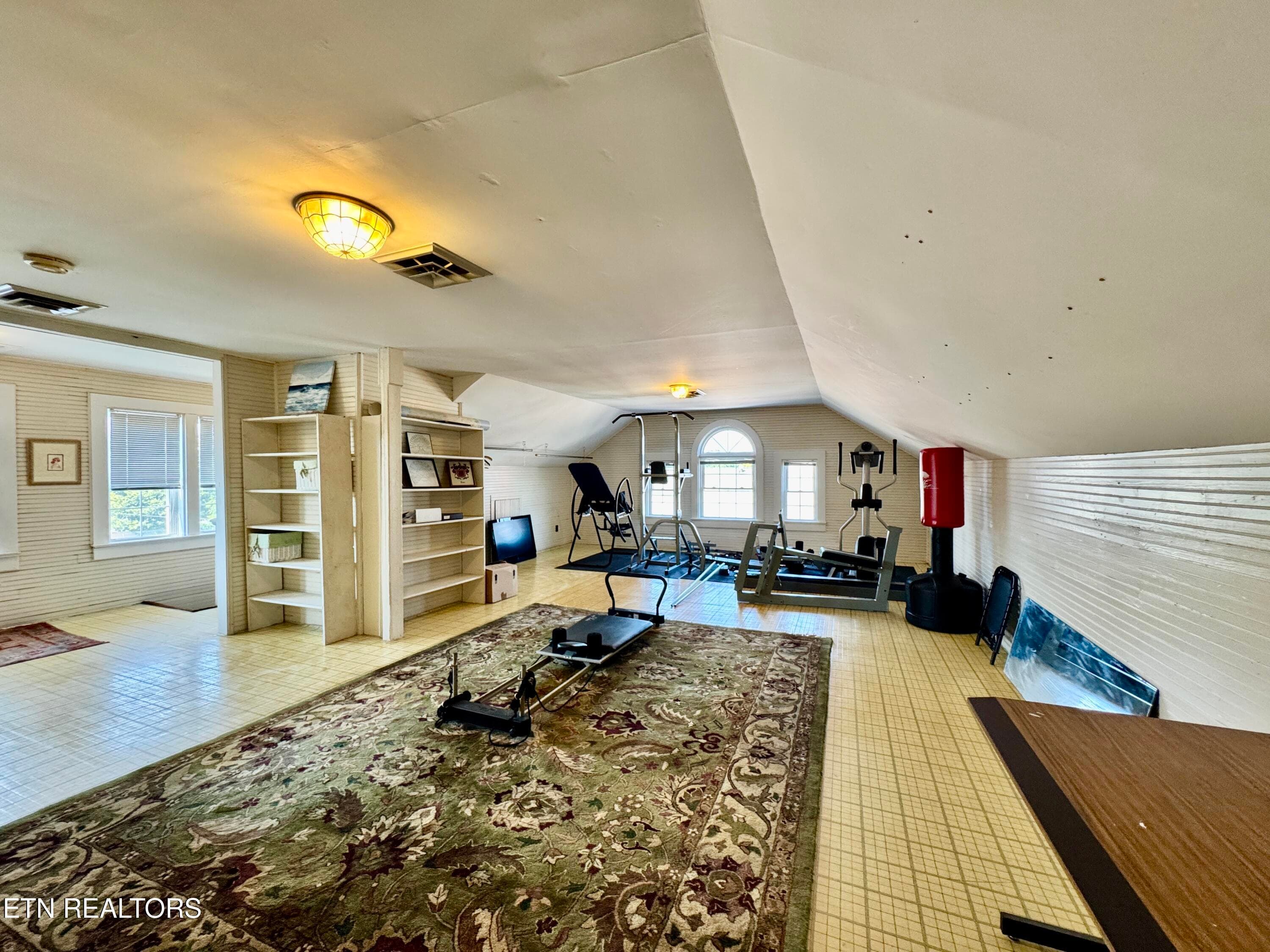 1-130 - 403 Church St, Sweetwater, TN 37874