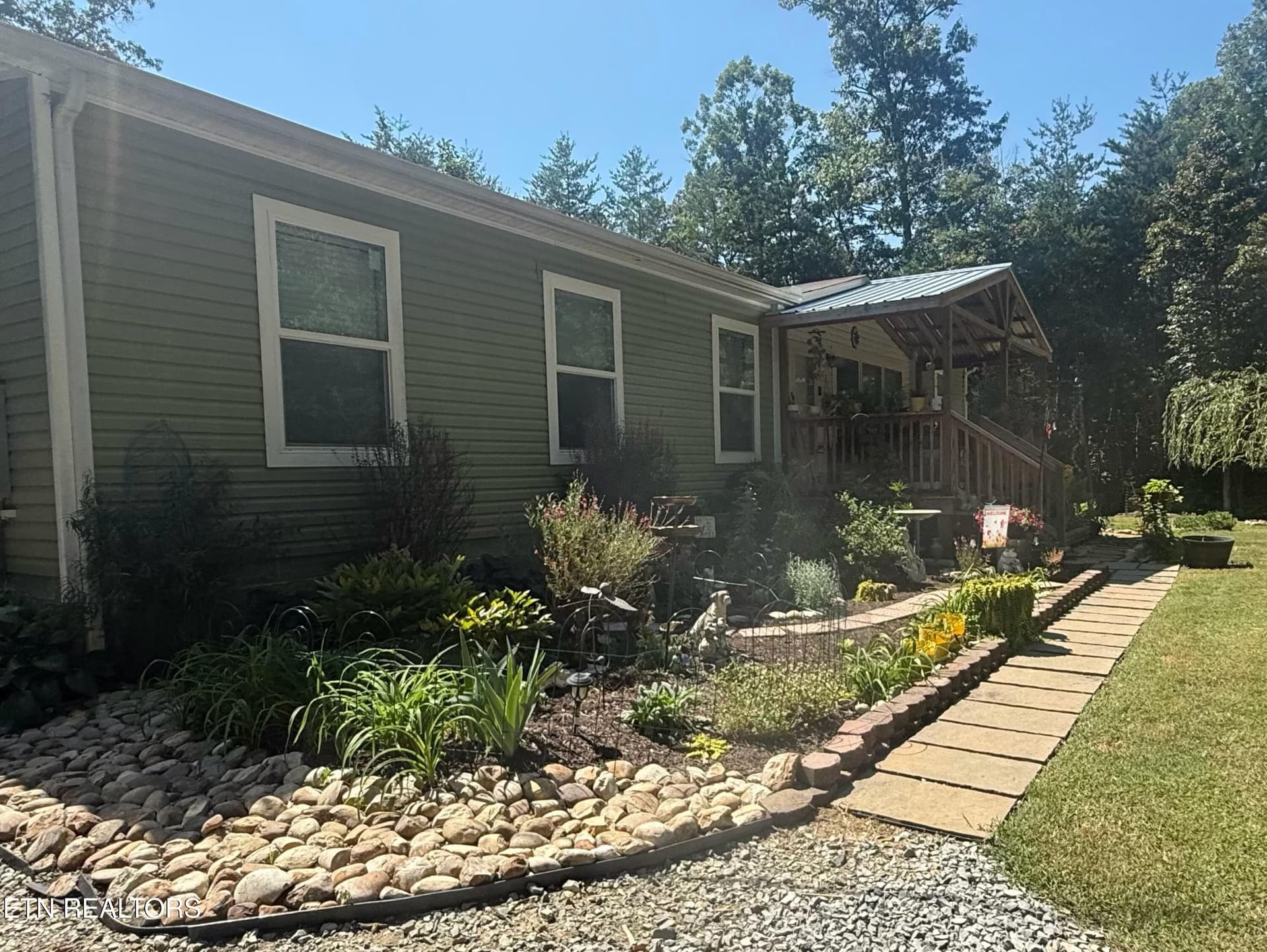 3279 Sims Rd, Sevierville, TN 37876