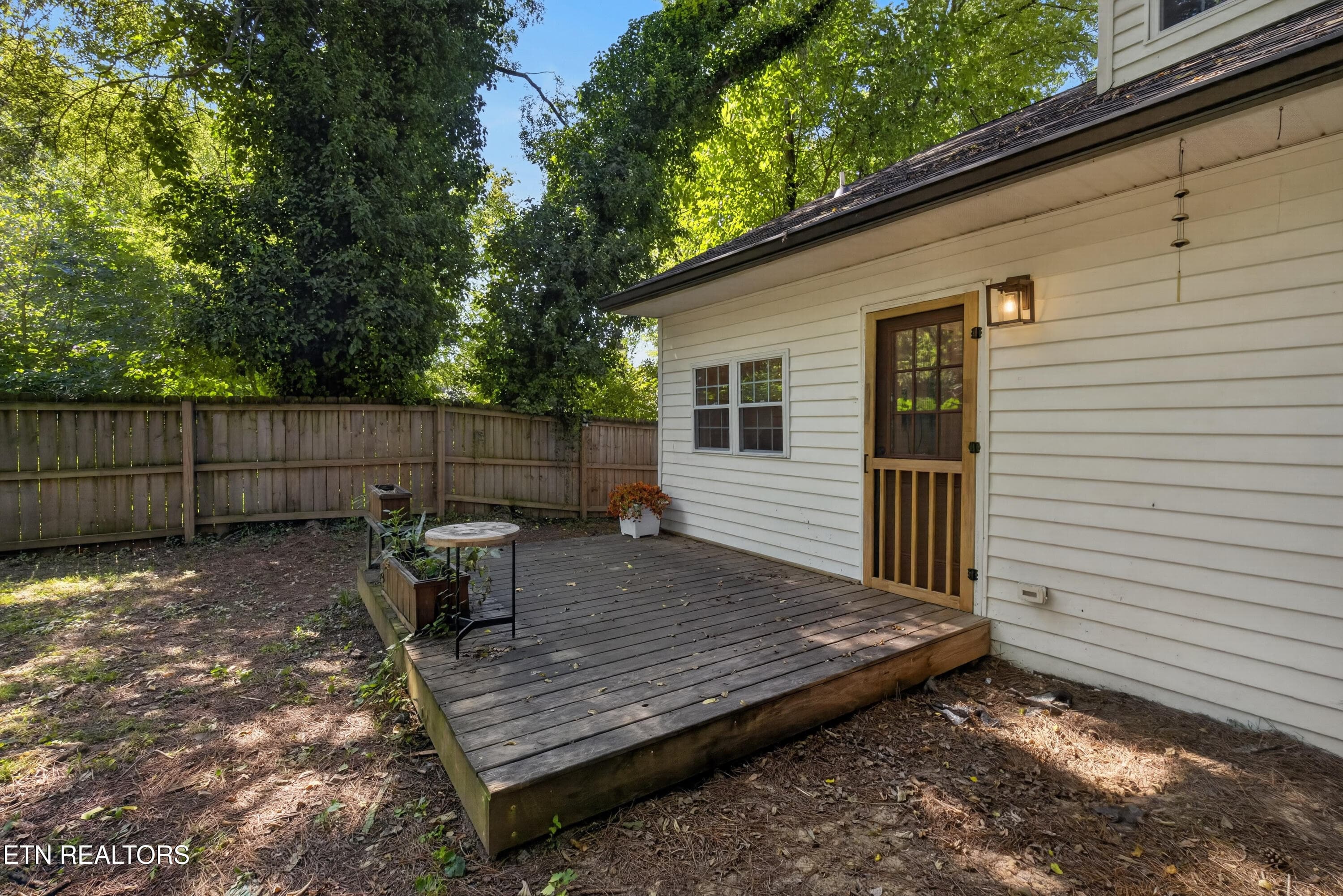 Deck - 1613 Dunbar St, Knoxville, TN 37921
