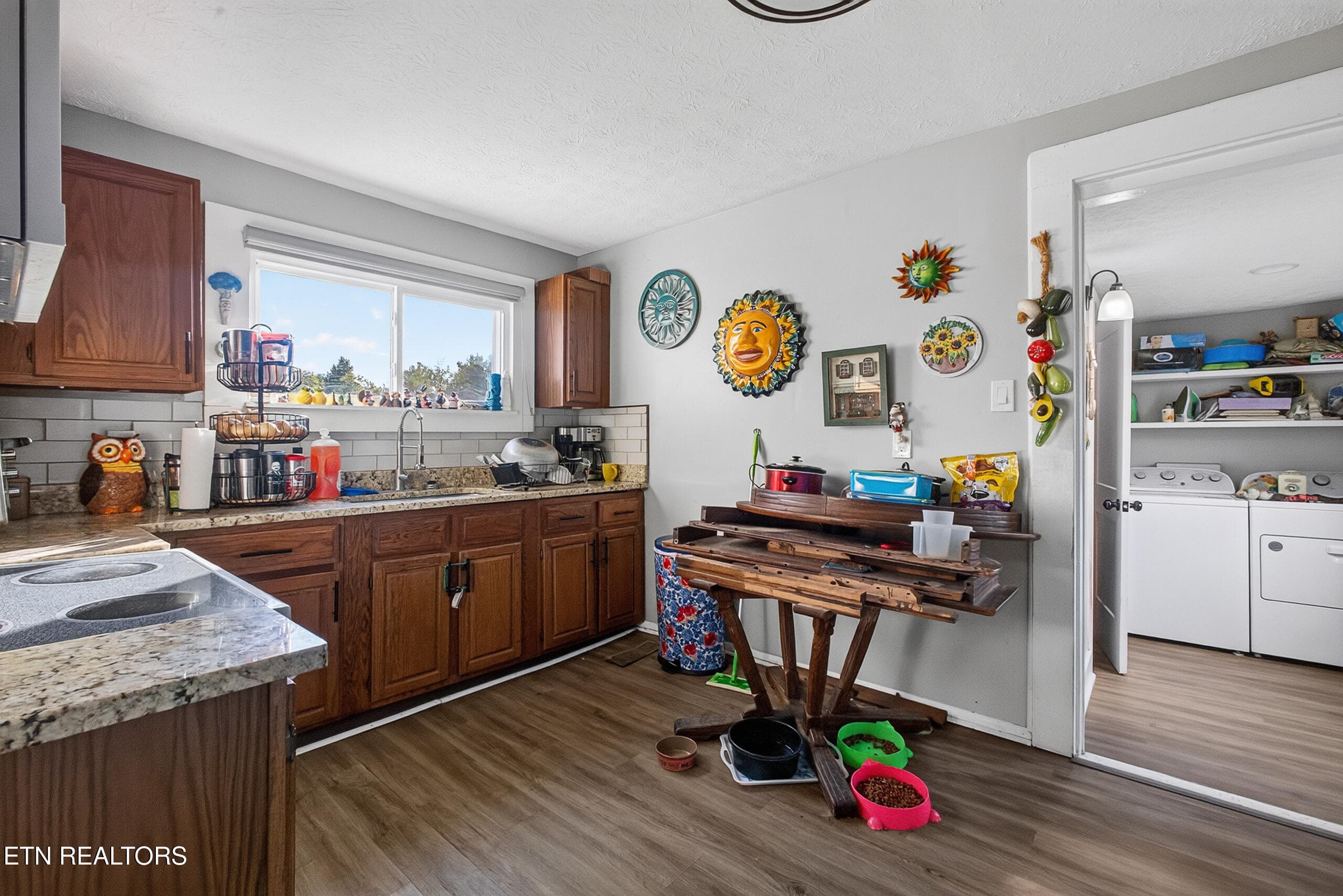 LB1A1336 - 929 Maryville Pike, Knoxville, TN 37920