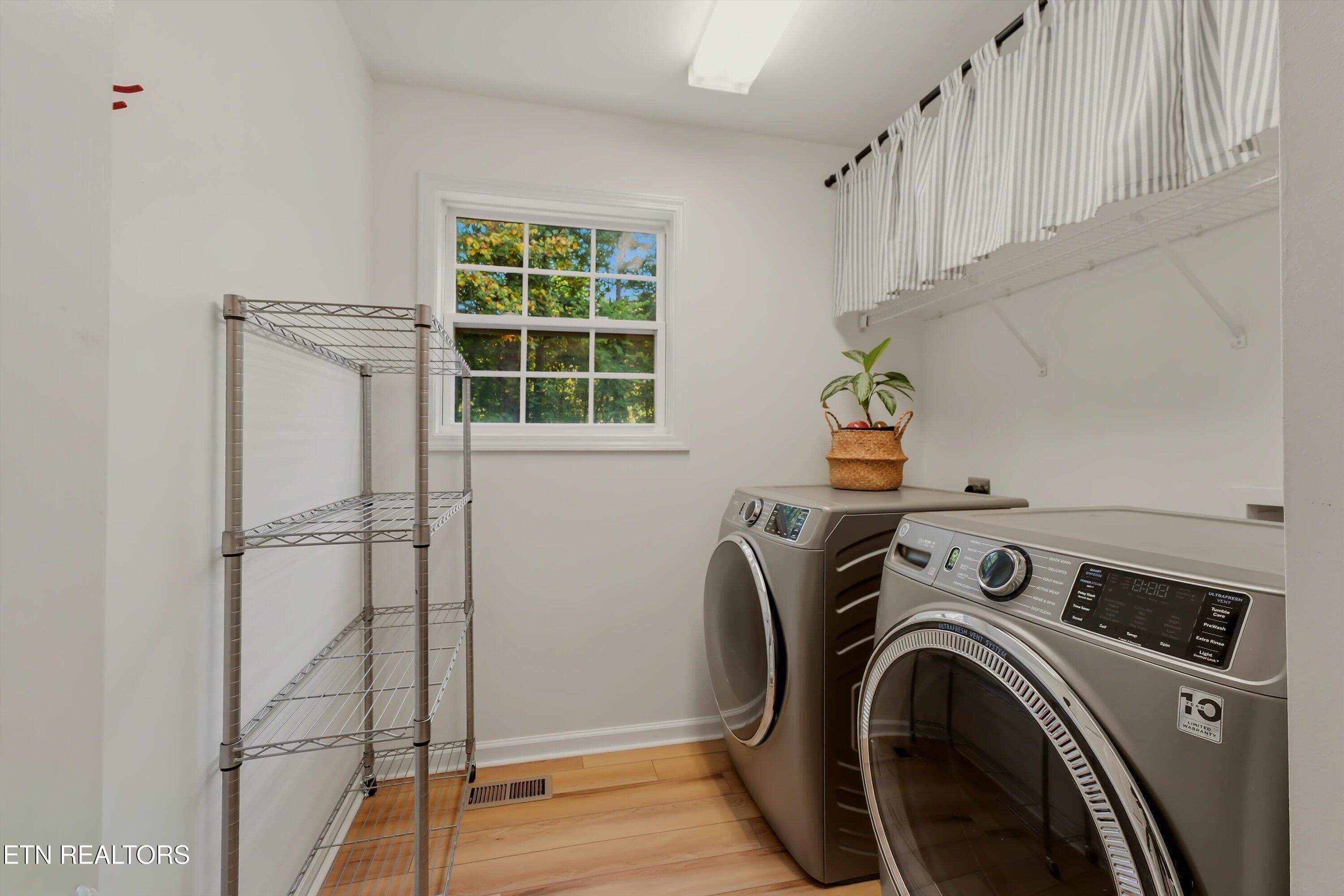 Laundry Room - 5838 Wall Flower Lane, Knoxville, TN 37924, Knoxville