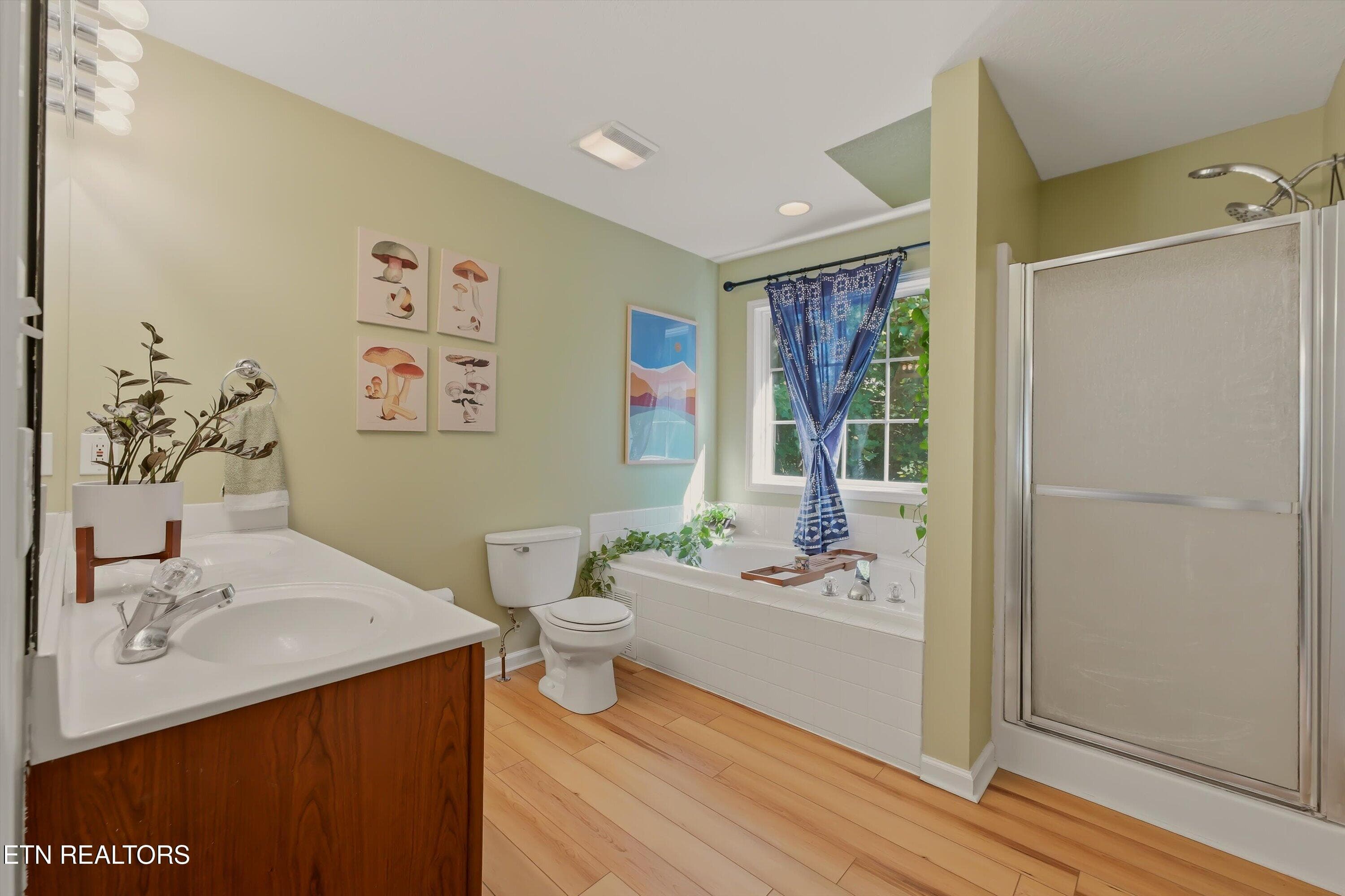 Primary Bathroom - 5838 Wall Flower Lane, Knoxville, TN 37924, Knoxville