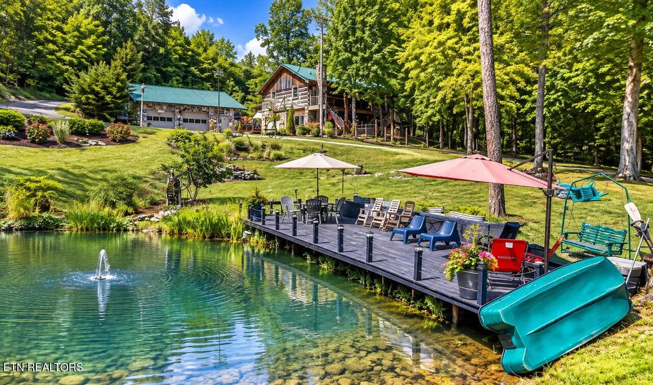 Pond with blue - 5919 Atkins Rd, Knoxville, TN 37918