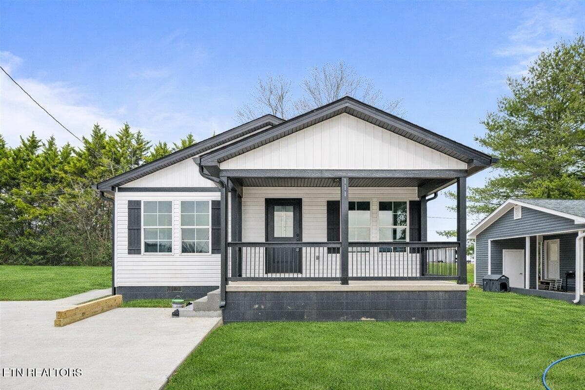 111 Azalea Lane 2, Jacksboro, TN 37757