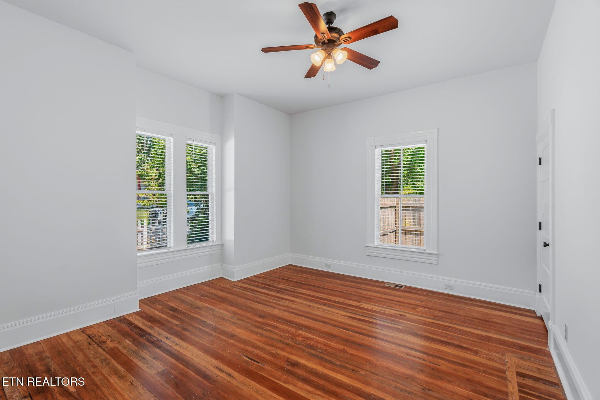 13-web-or-mls-2346 Woodbine Ave-22 - 2346 Woodbine Ave, Knoxville, TN 37917, Knoxville