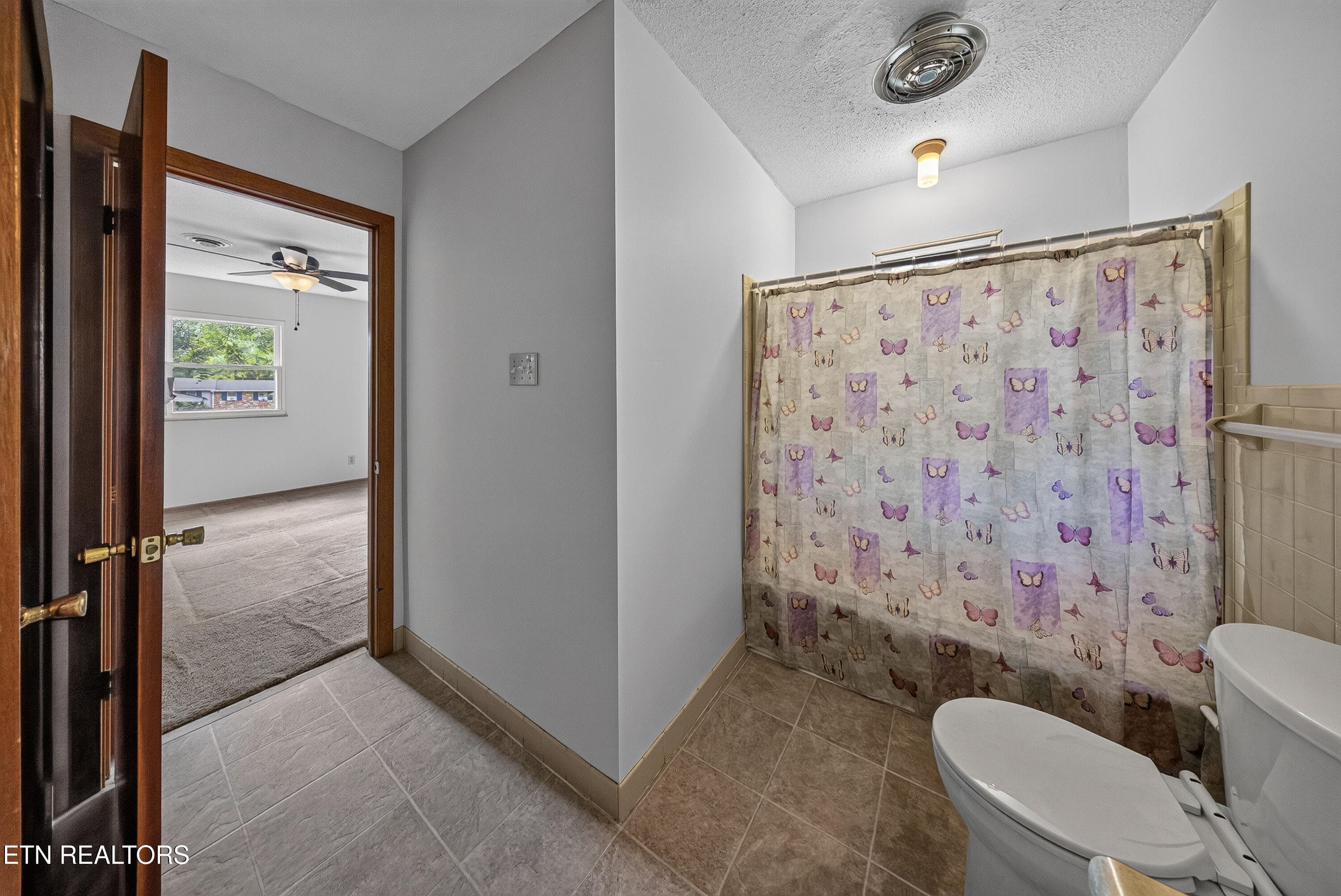 L40A9827 - 1213 April Drive, Knoxville, TN 37919, Knoxville